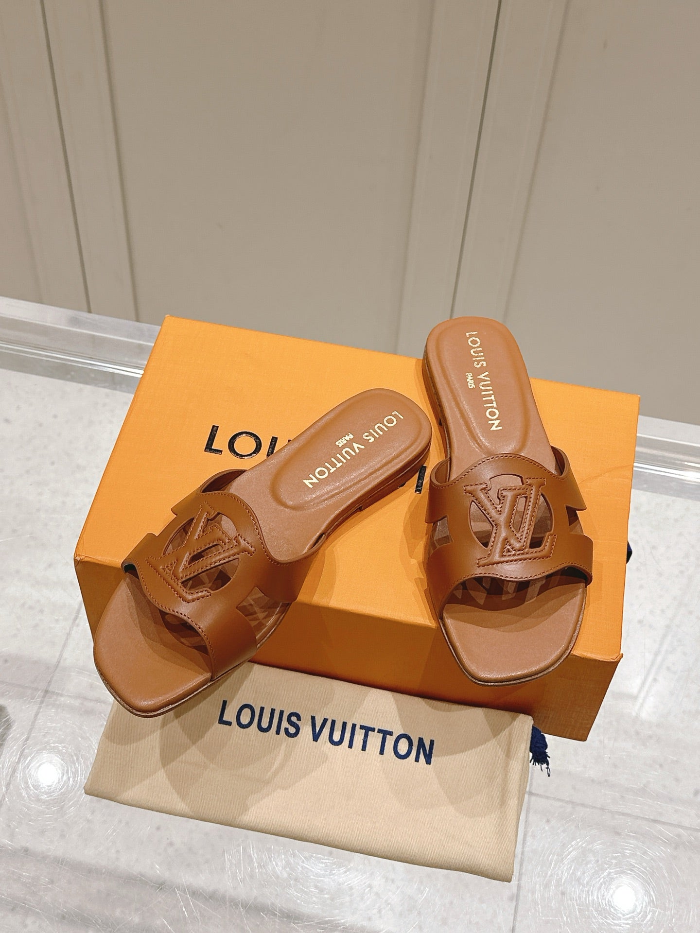 LuxluxHouse Best Quality Women Shoes Louis Vuitton