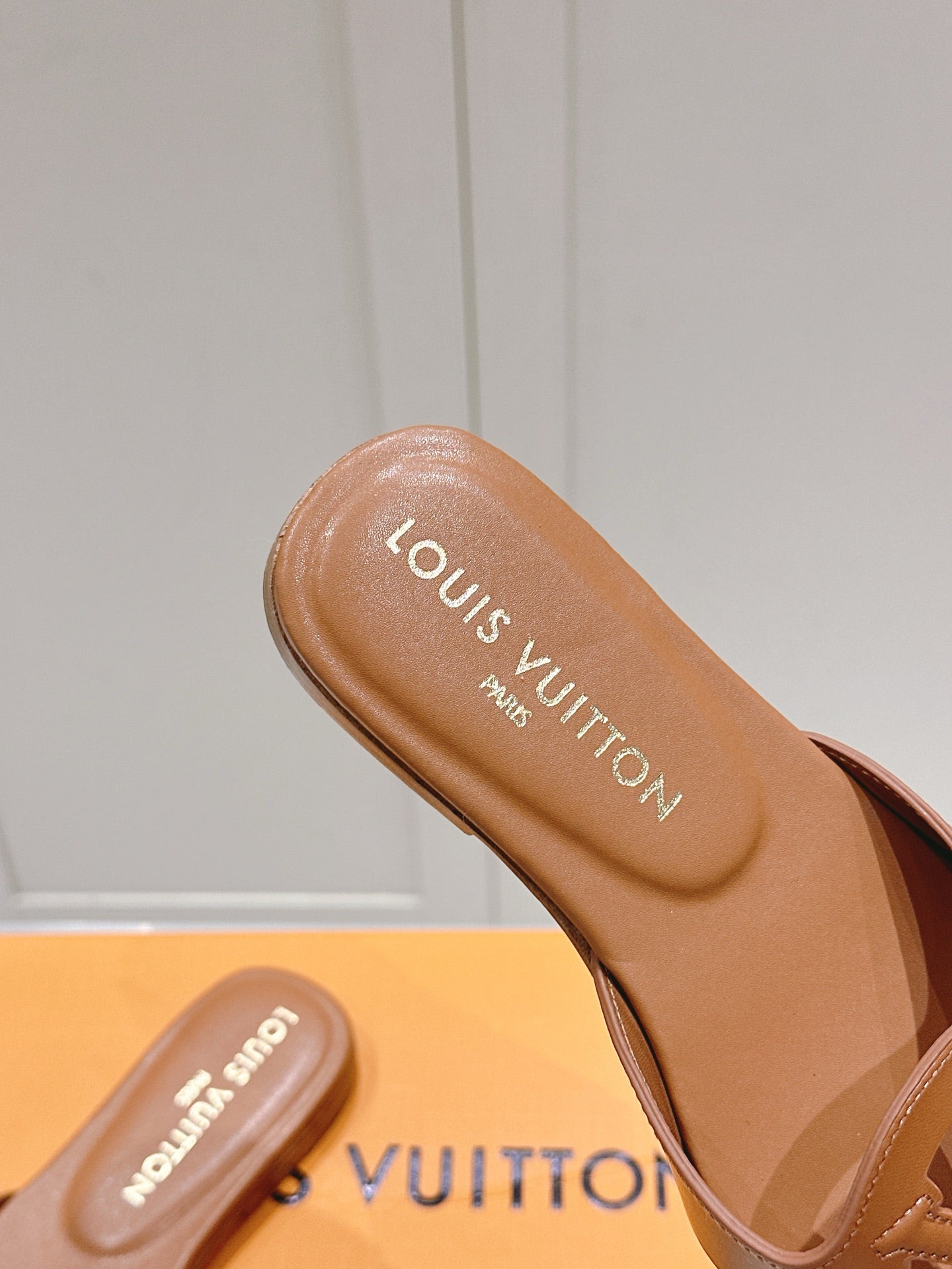 LuxluxHouse Best Quality Women Shoes Louis Vuitton