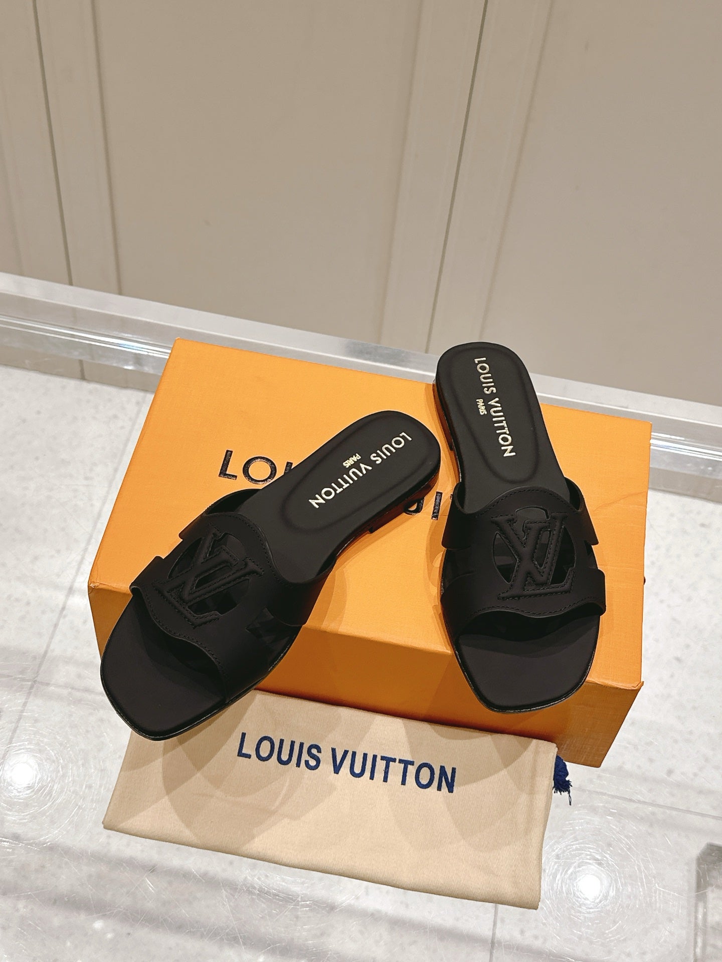 LuxluxHouse Best Quality Women Shoes Louis Vuitton