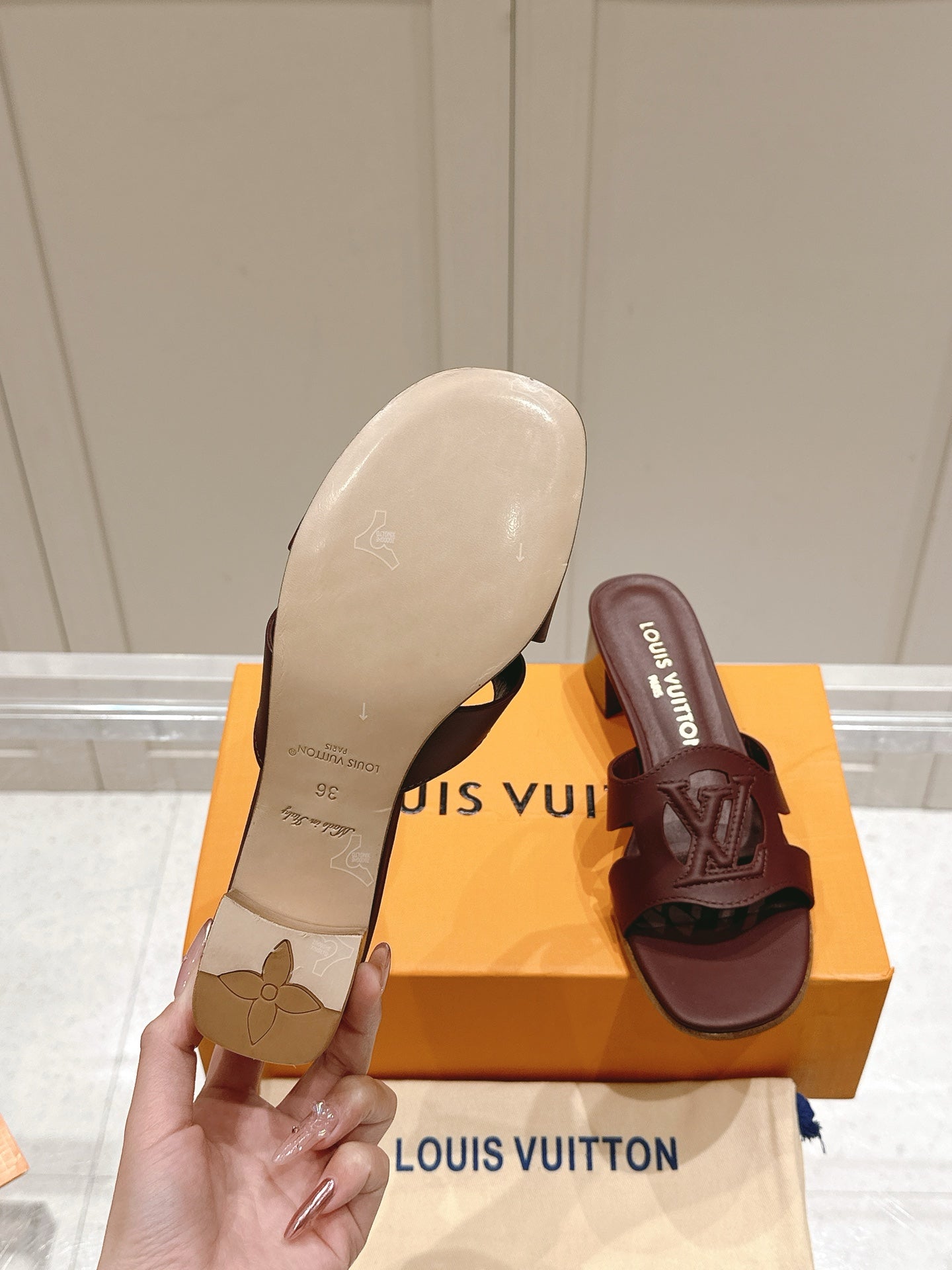 LuxluxHouse Best Quality Women Shoes Louis Vuitton