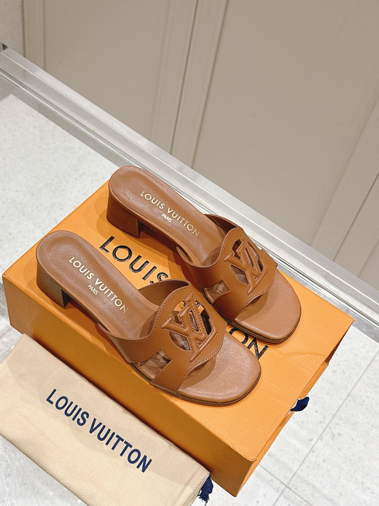 LuxluxHouse Best Quality Women Shoes Louis Vuitton