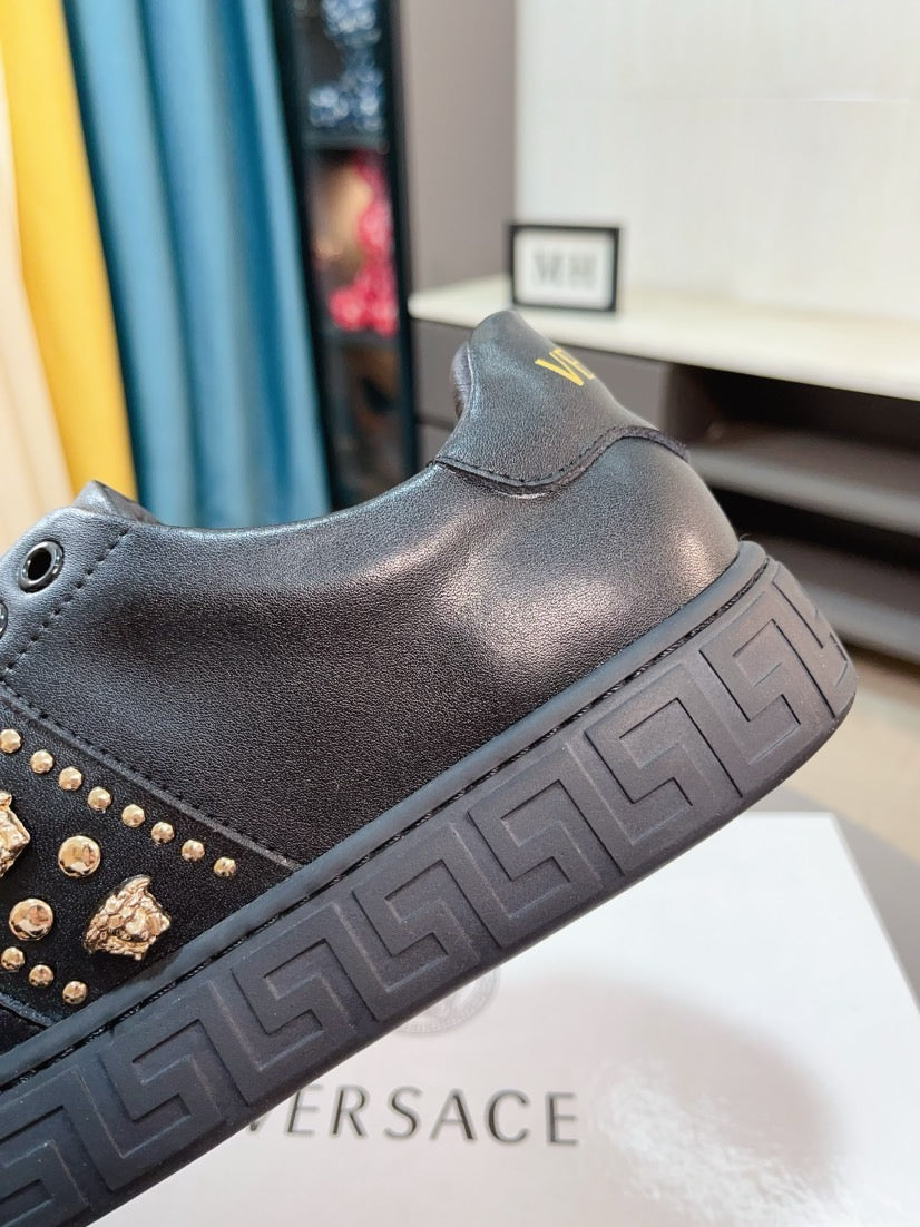 LuxluxHouse Best Quality Shoes Versace