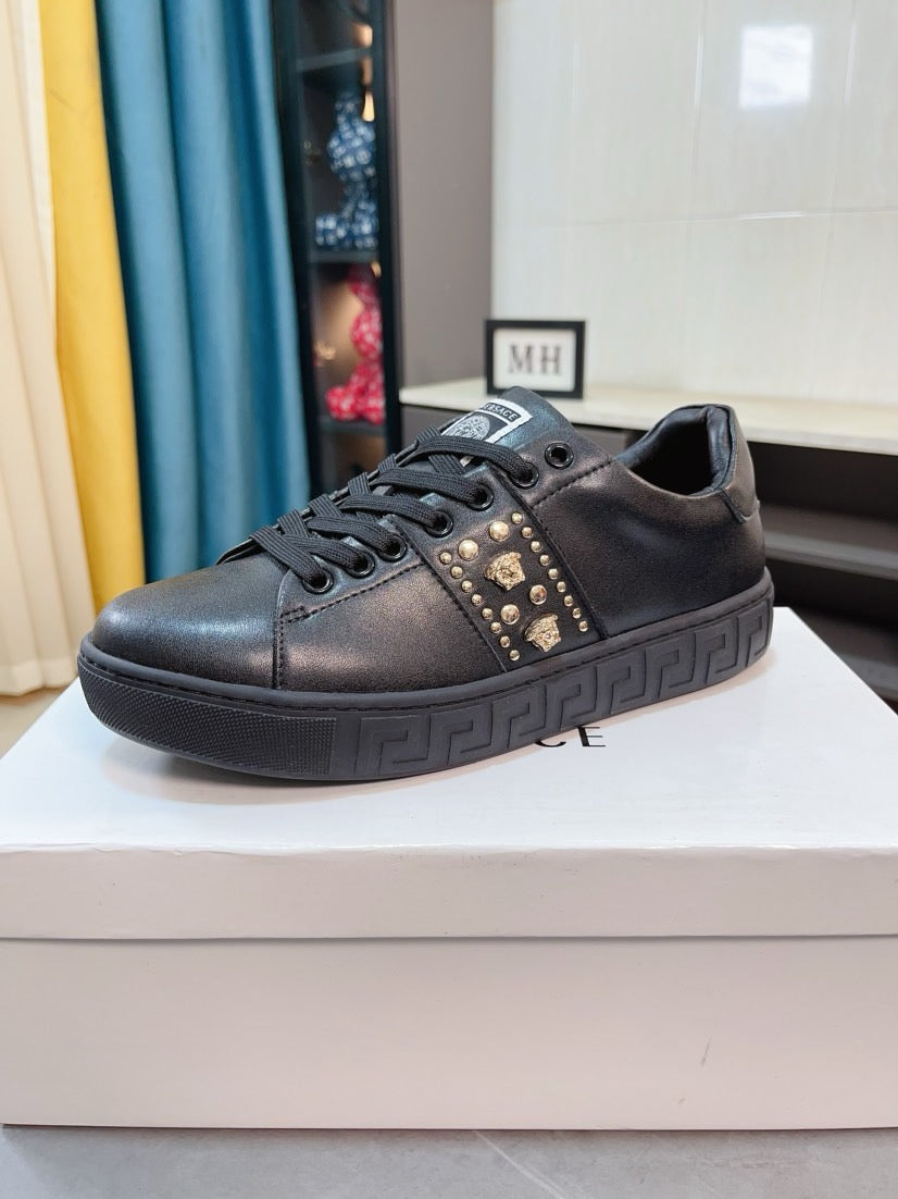 LuxluxHouse Best Quality Shoes Versace