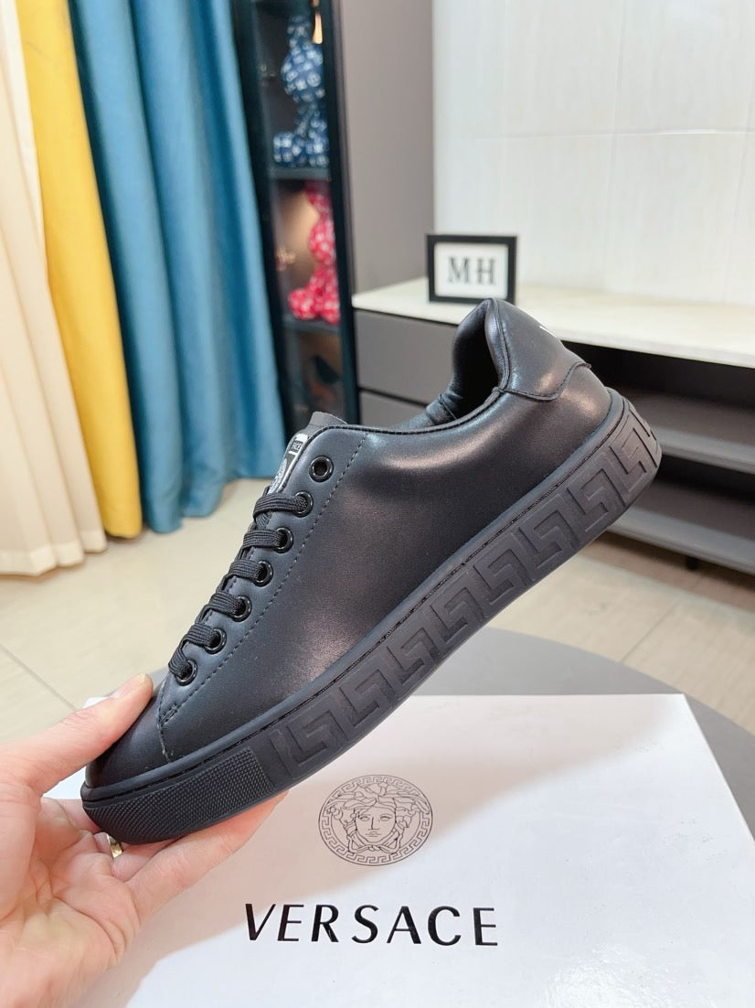 LuxluxHouse Best Quality Shoes Versace