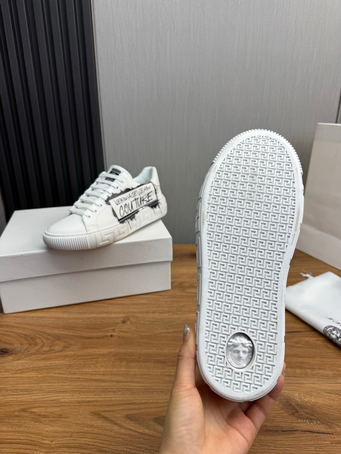 LuxluxHouse Best Quality Shoes Versace