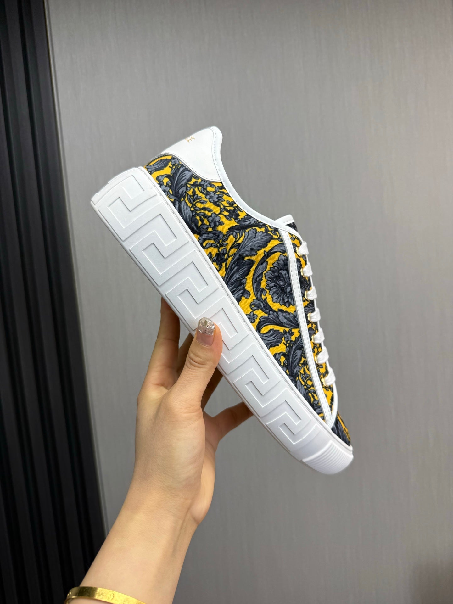 LuxluxHouse Best Quality Shoes Versace