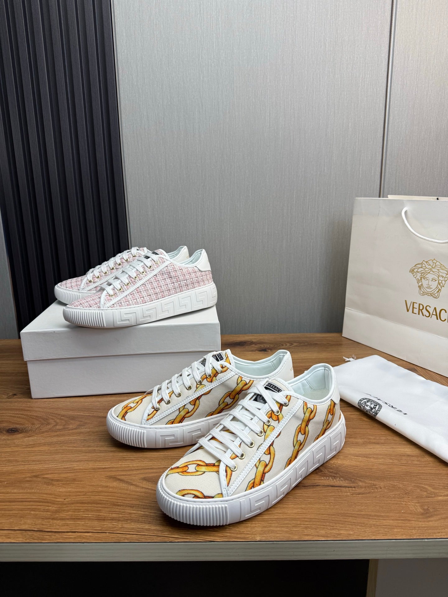 LuxluxHouse Best Quality Shoes Versace