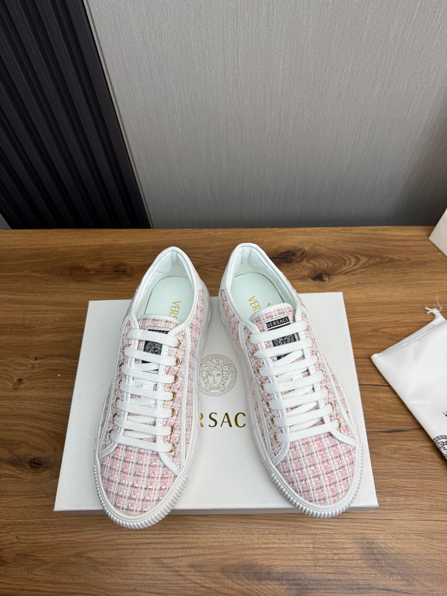 LuxluxHouse Best Quality Shoes Versace