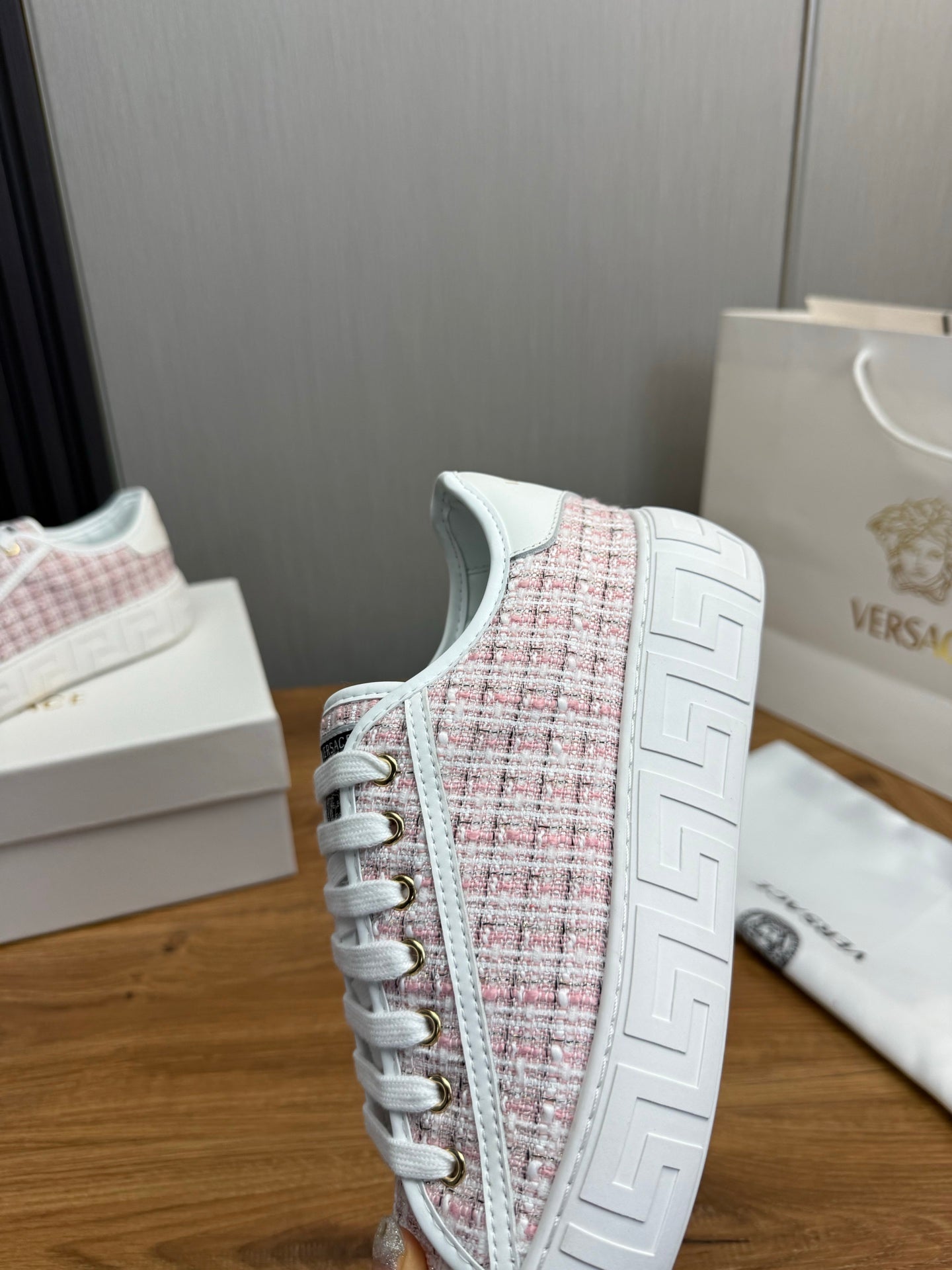 LuxluxHouse Best Quality Shoes Versace
