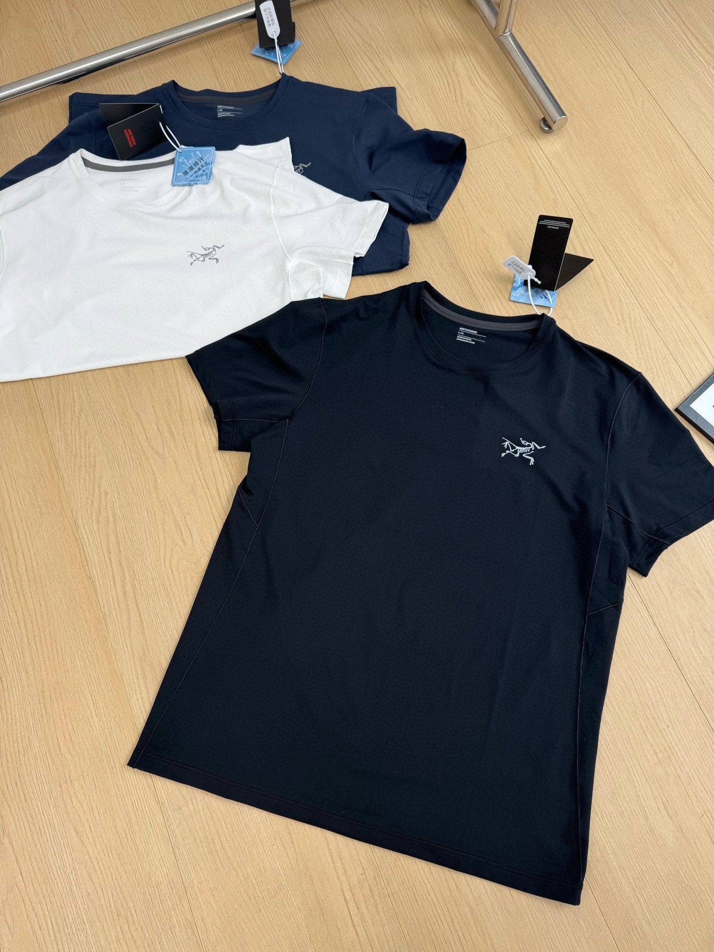 LuxluxHouse Best Quality Clothes T-shirt Arcteryx