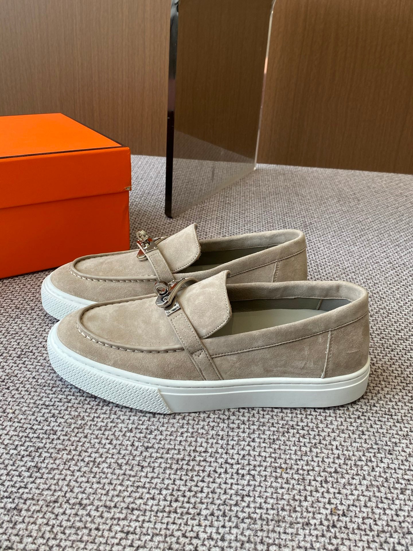 LuxluxHouse Best Quality Women Shoes Hermes