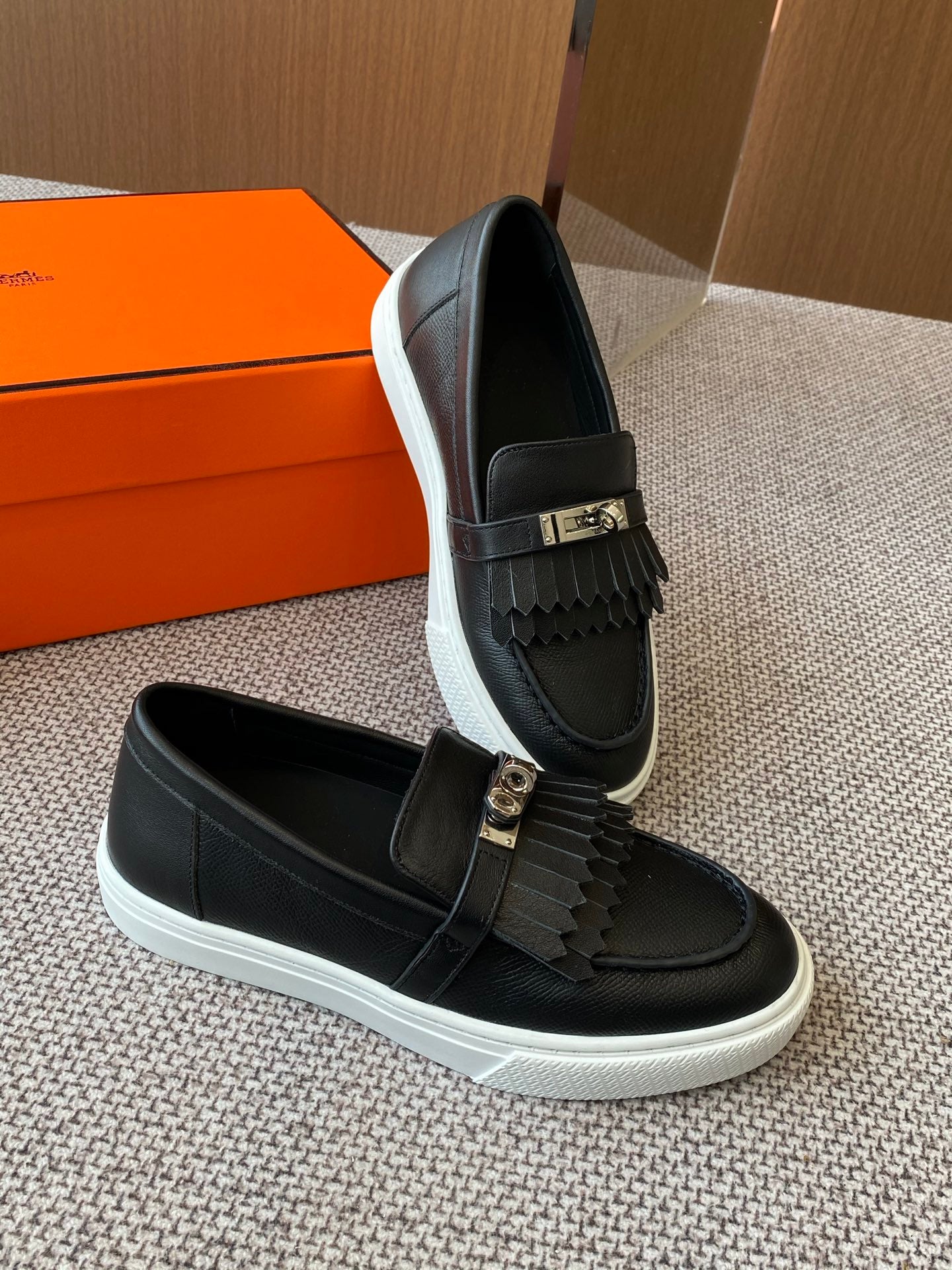 LuxluxHouse Best Quality Women Shoes Hermes