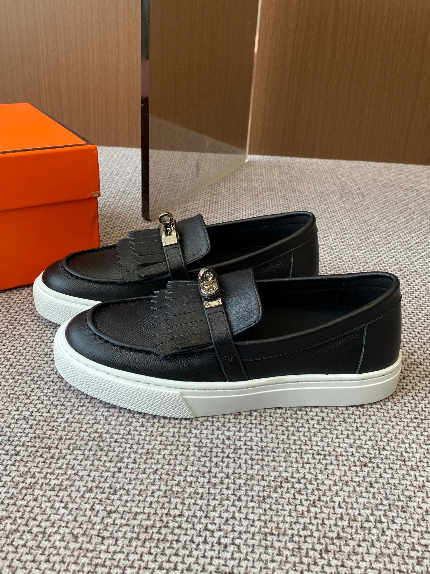 LuxluxHouse Best Quality Women Shoes Hermes