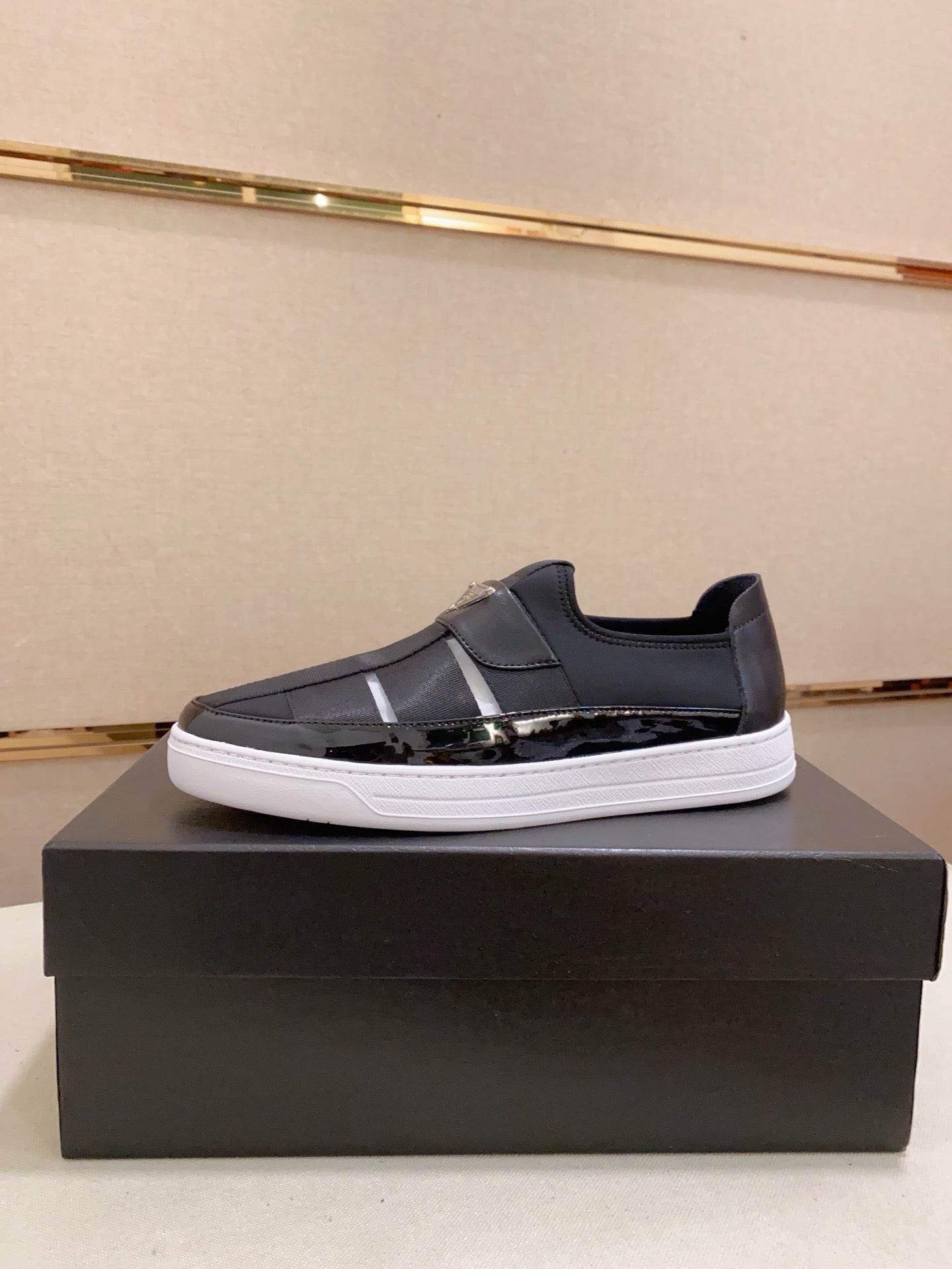 LuxluxHouse Best Quality Shoes Prada