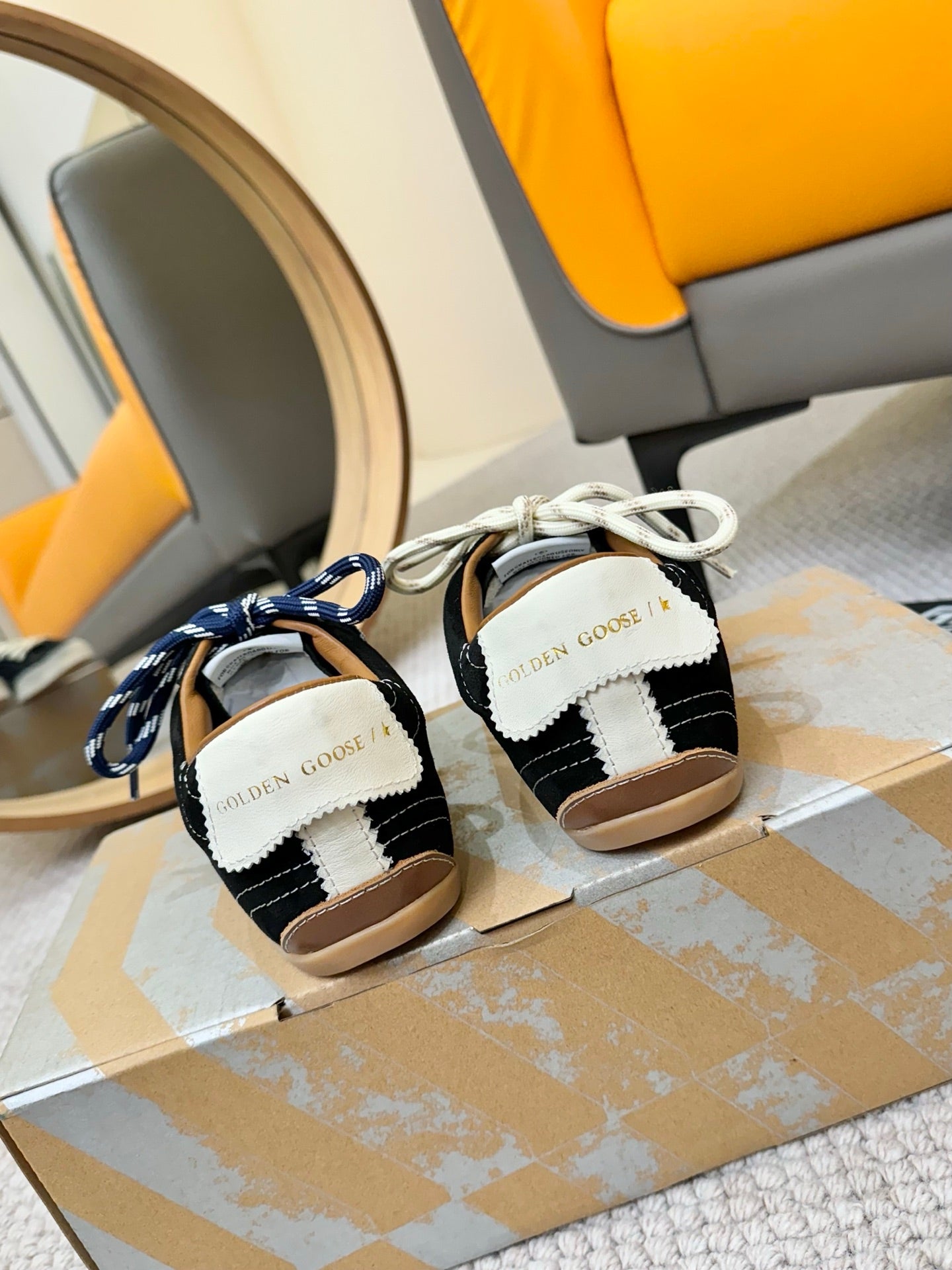 LuxluxHouse Best Quality Shoes Golden Goose