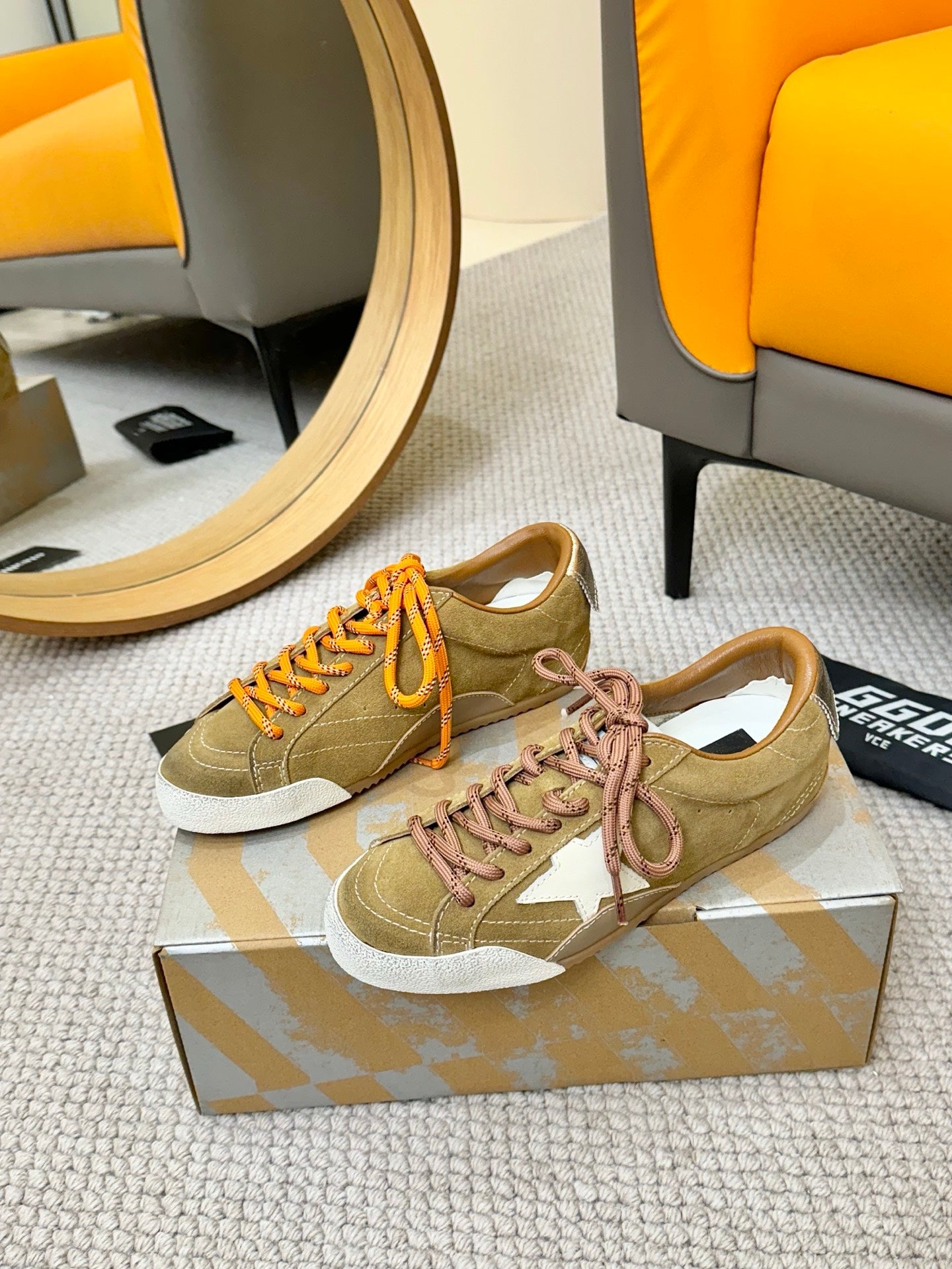 LuxluxHouse Best Quality Shoes Golden Goose