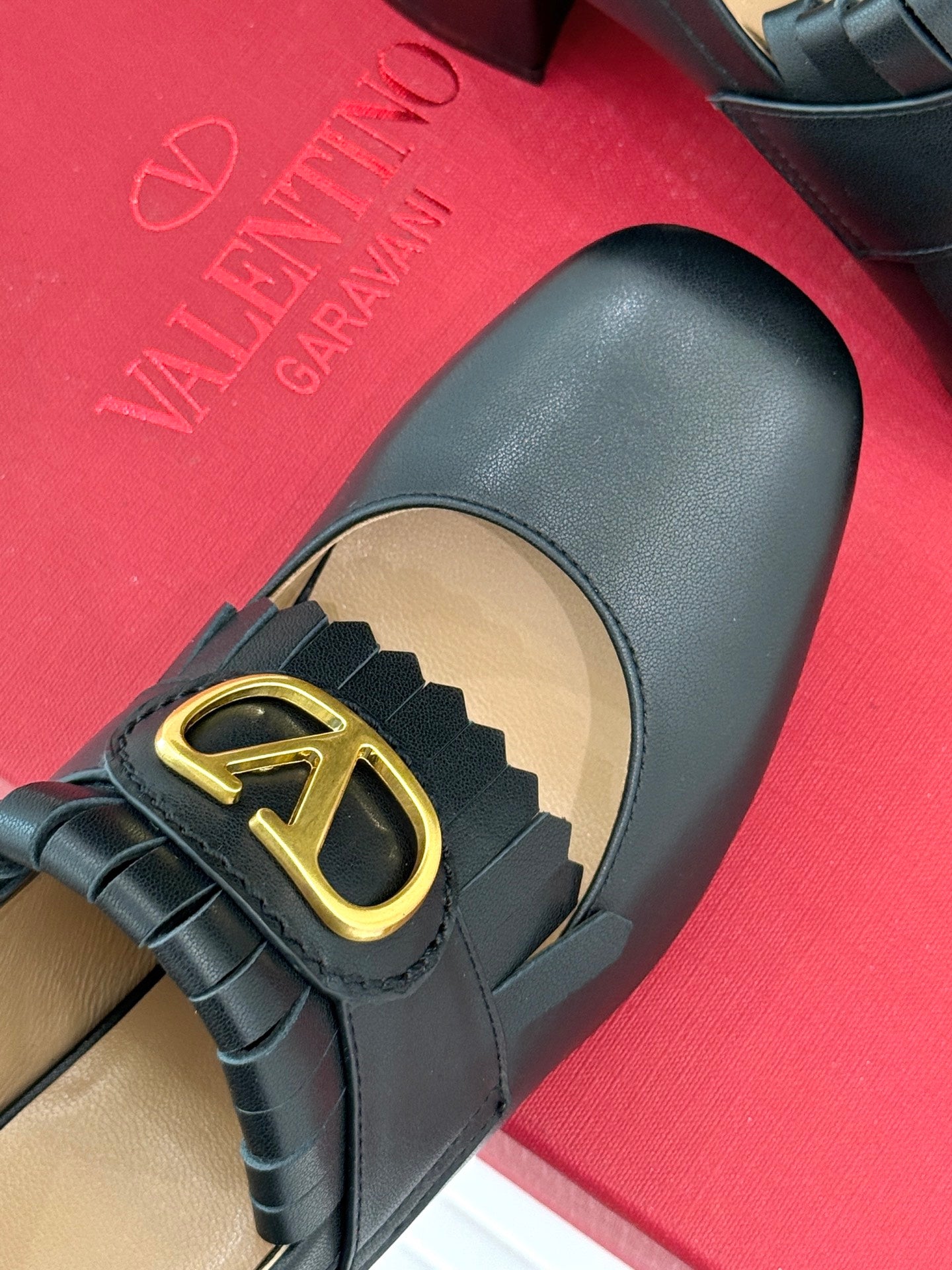 LuxluxHouse Best Quality Valentino Women Shoes