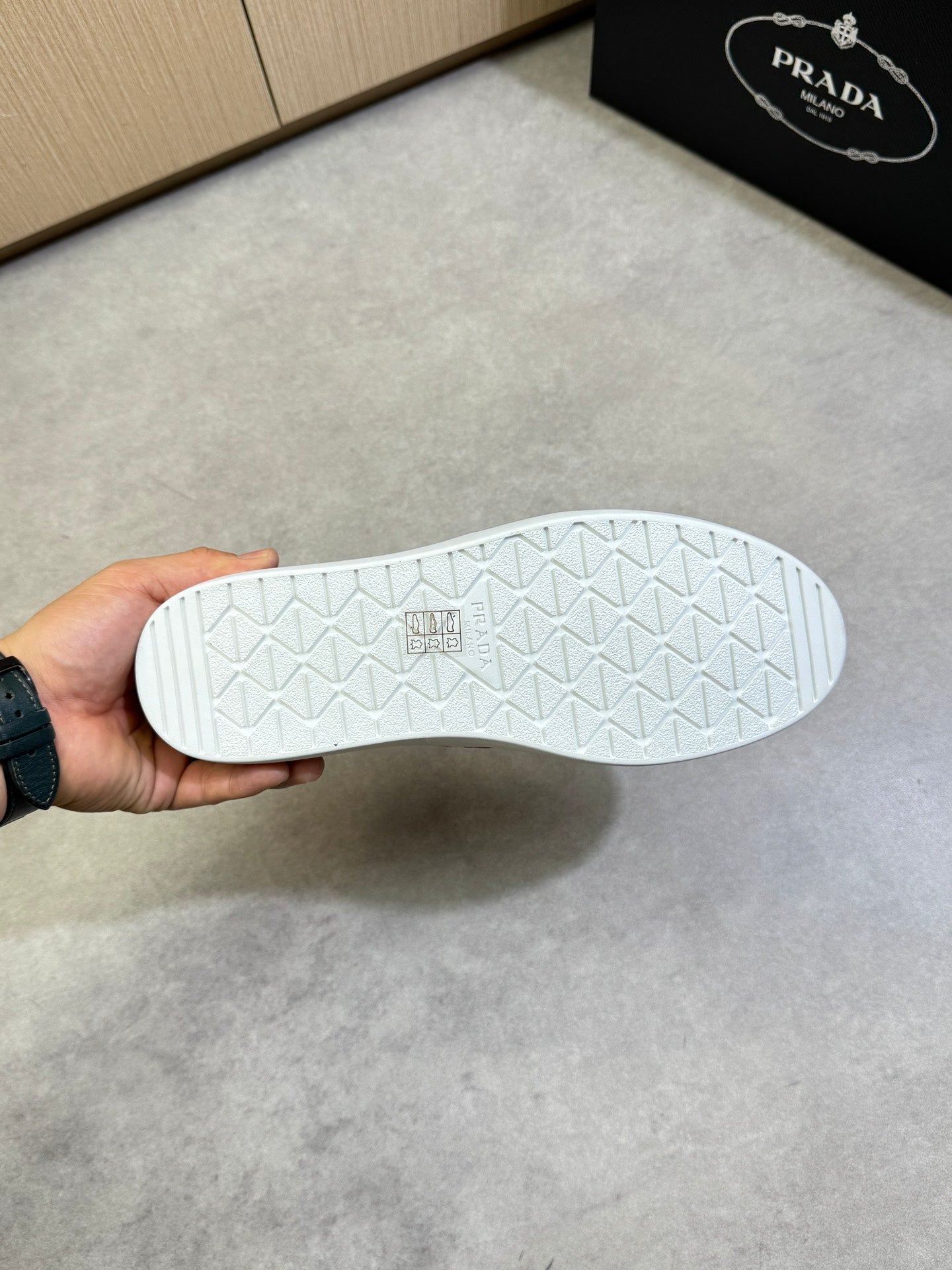 LuxluxHouse Best Quality Shoes Prada