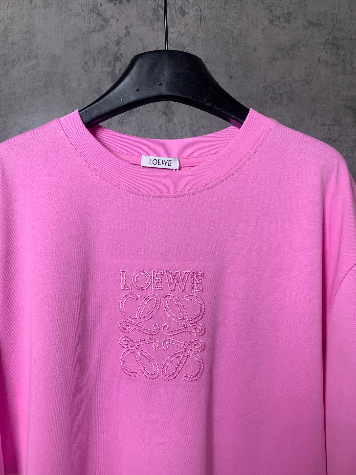 LuxluxHouse Best Quality Clothes T-shirt Loewe