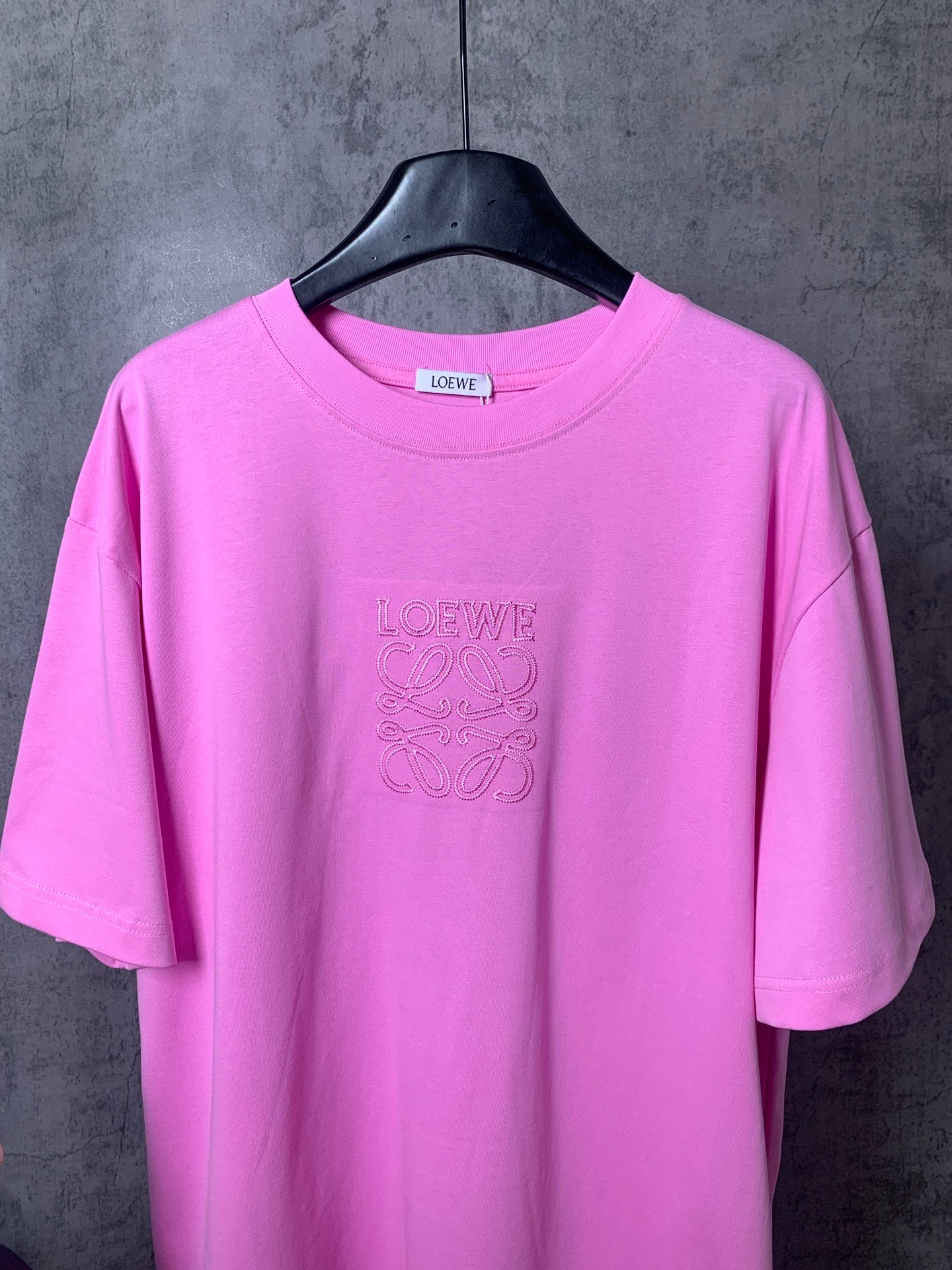 LuxluxHouse Best Quality Clothes T-shirt Loewe