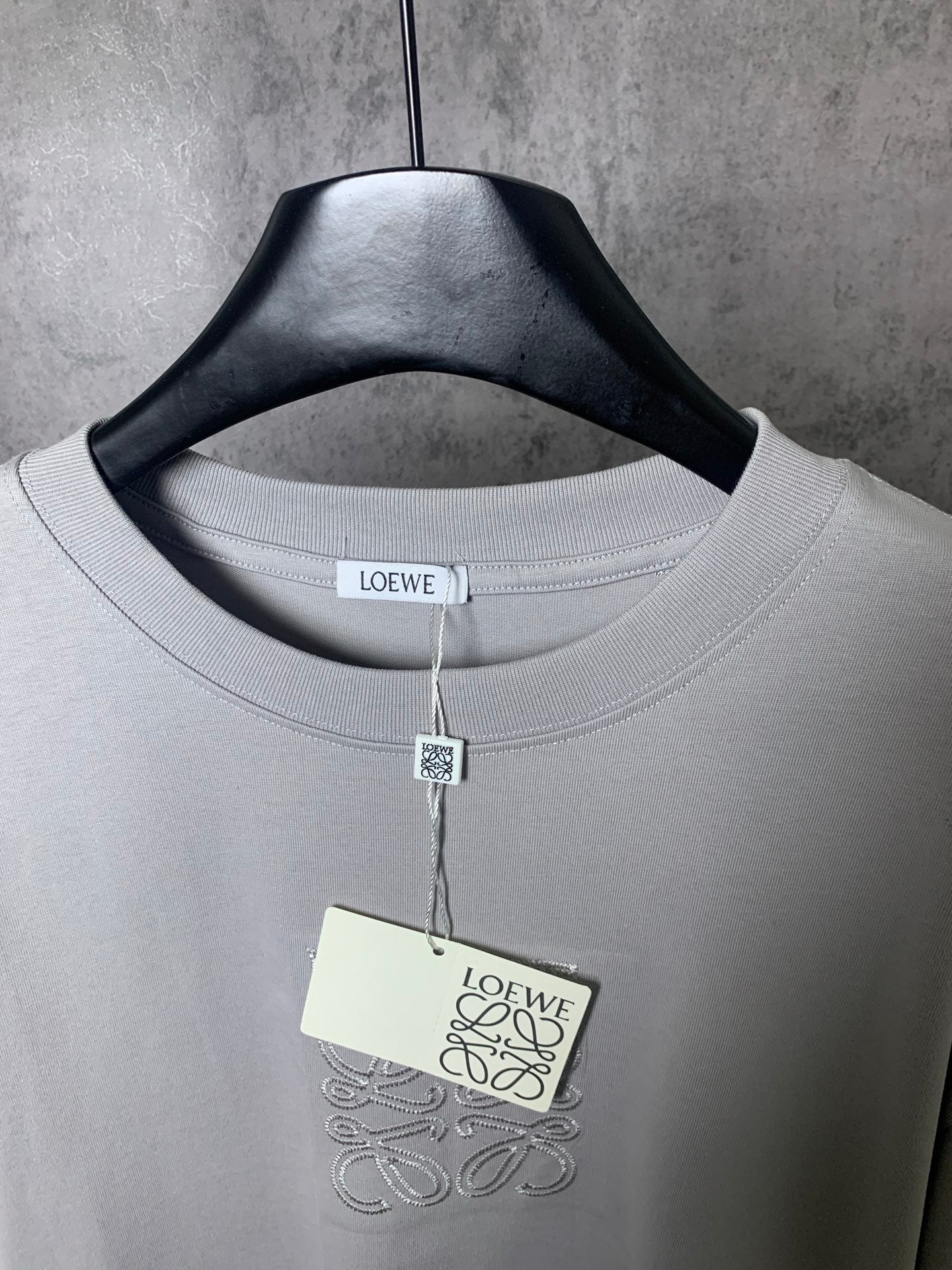 LuxluxHouse Best Quality Clothes T-shirt Loewe