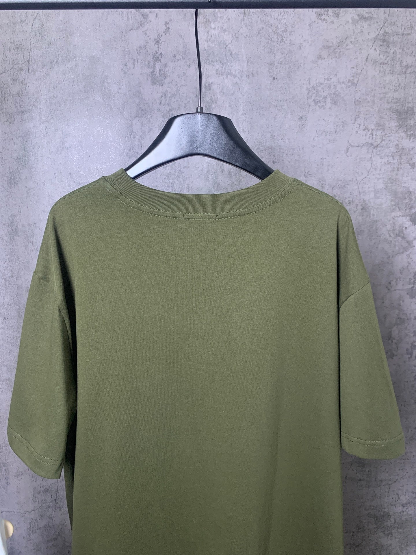 LuxluxHouse Best Quality Clothes T-shirt Loewe