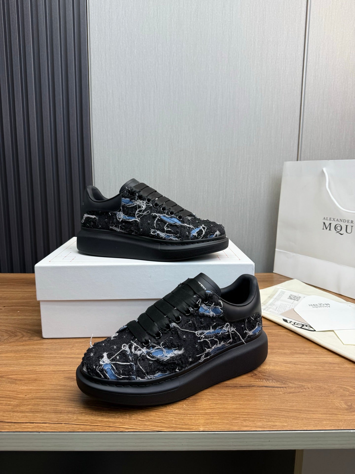 LuxluxHouse Best Quality Shoes Alexander McQueen