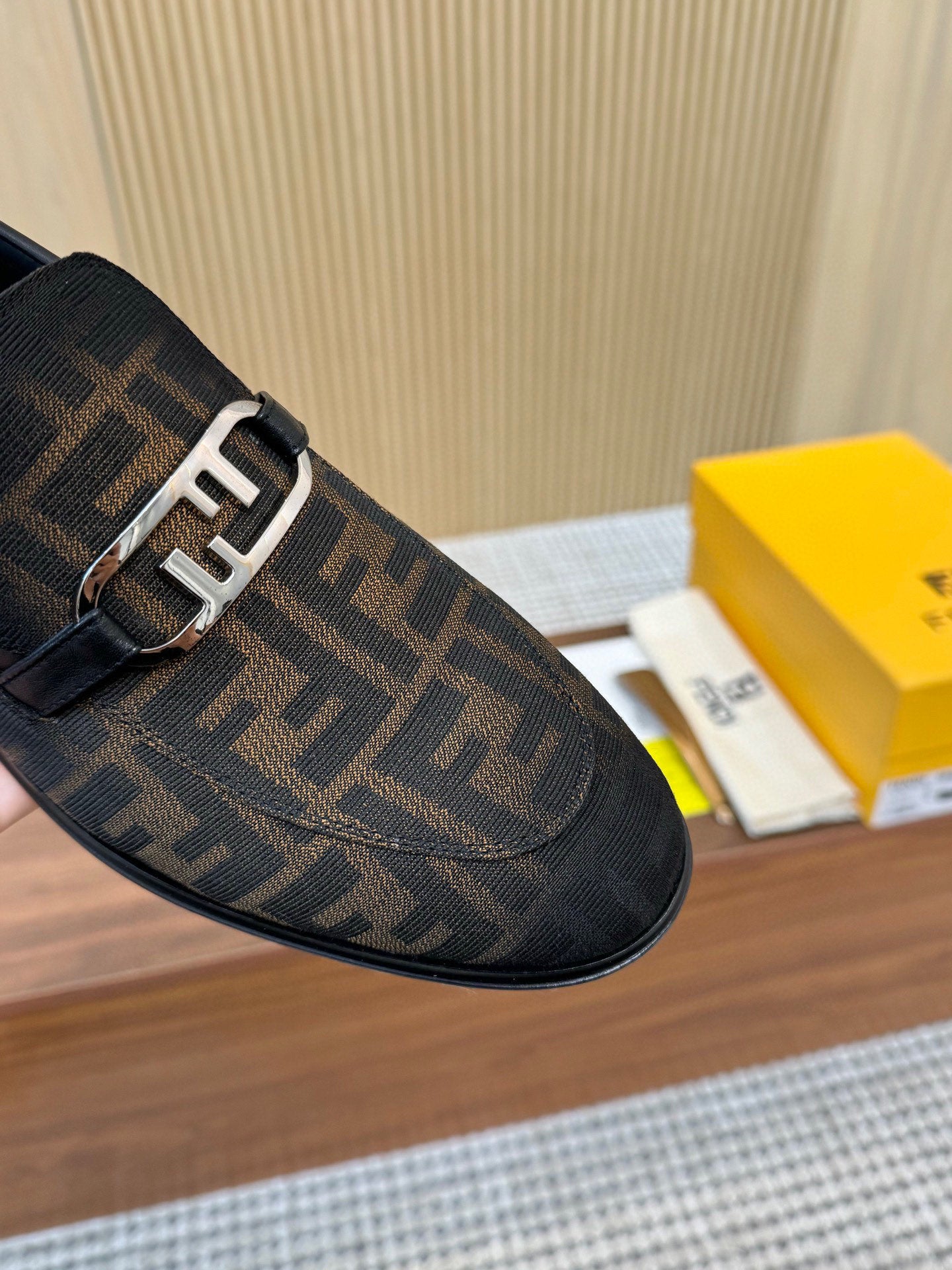 LuxluxHouse Best Quality Shoes Fendi