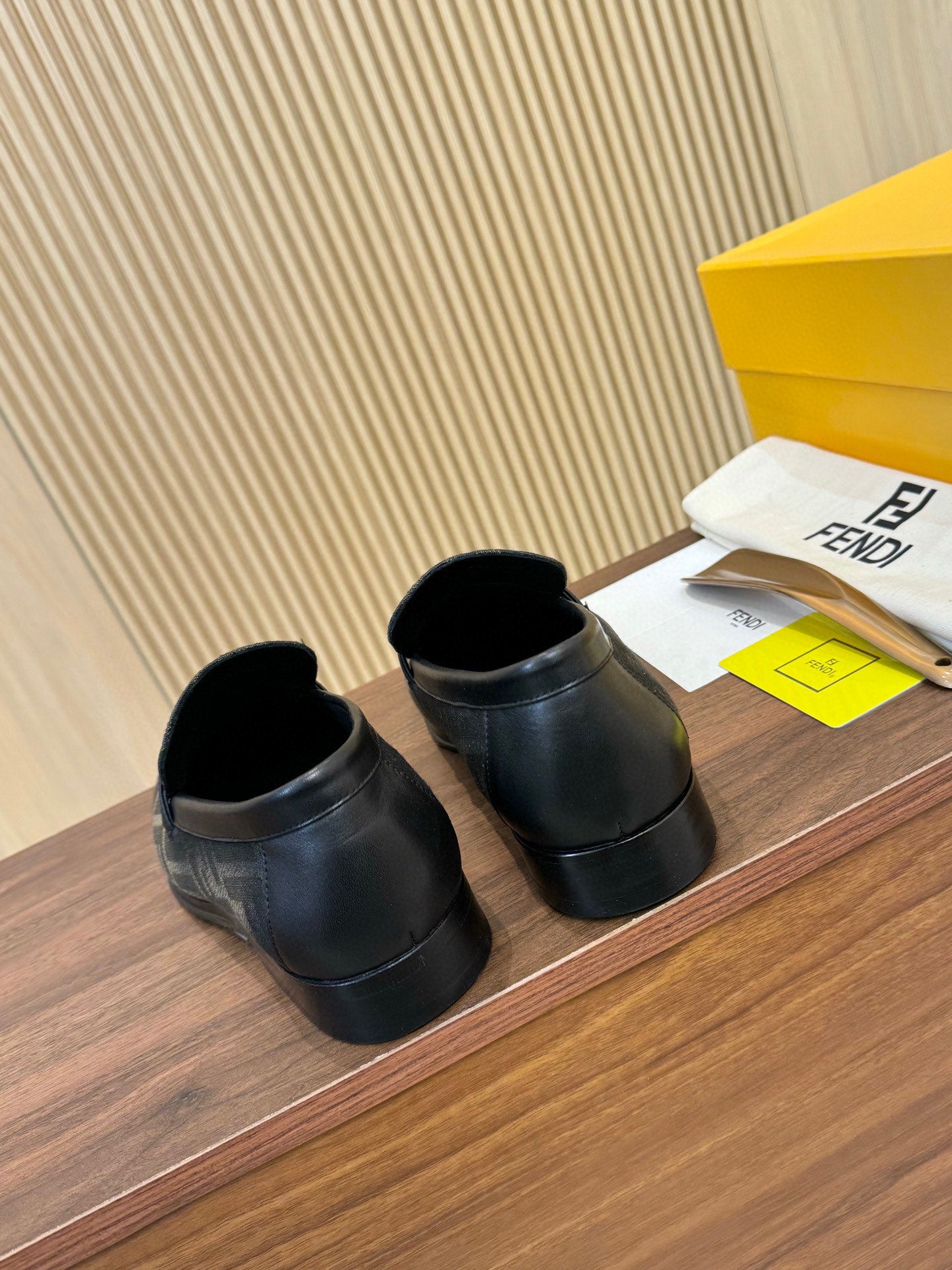 LuxluxHouse Best Quality Shoes Fendi
