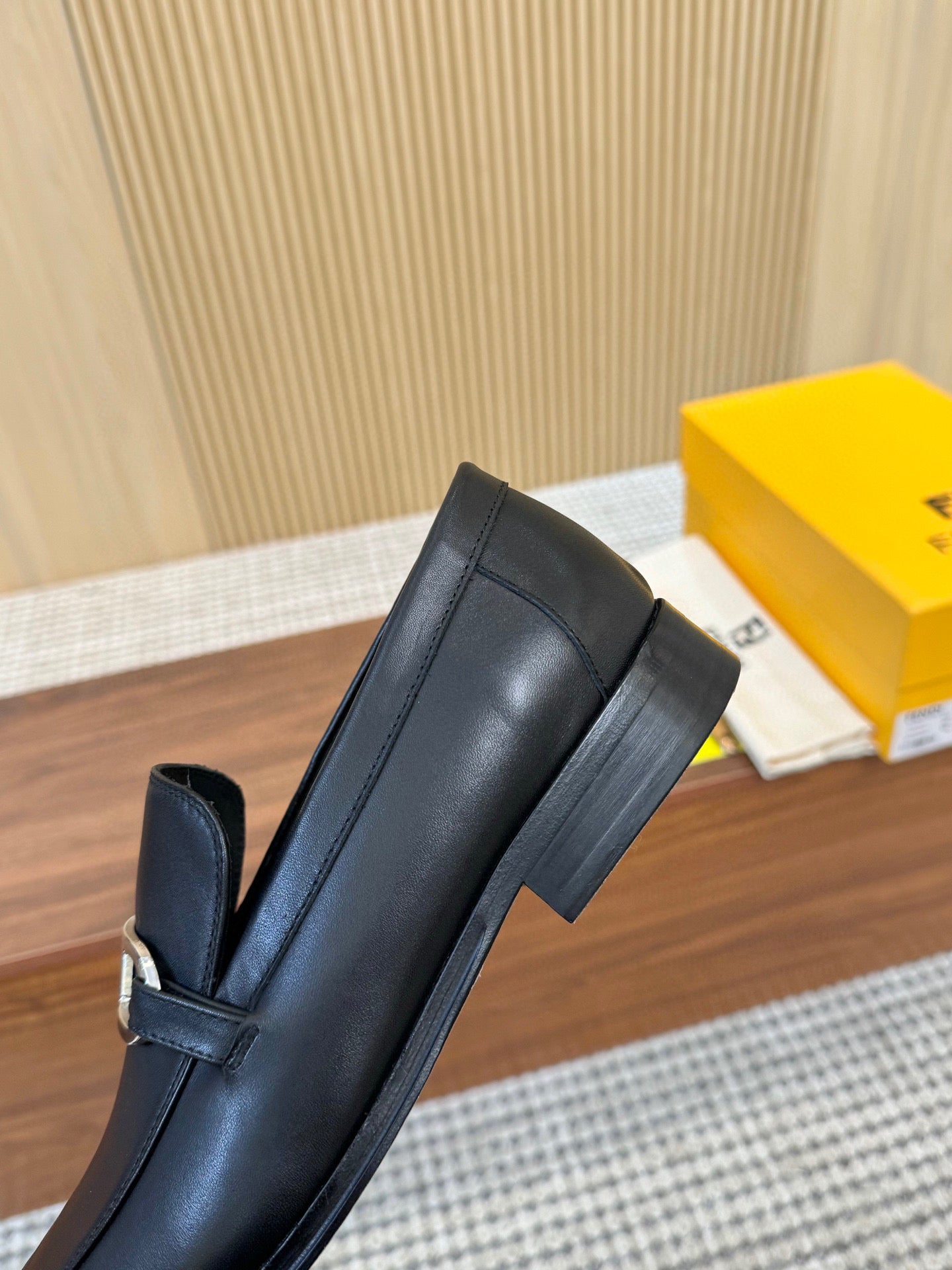 LuxluxHouse Best Quality Shoes Fendi