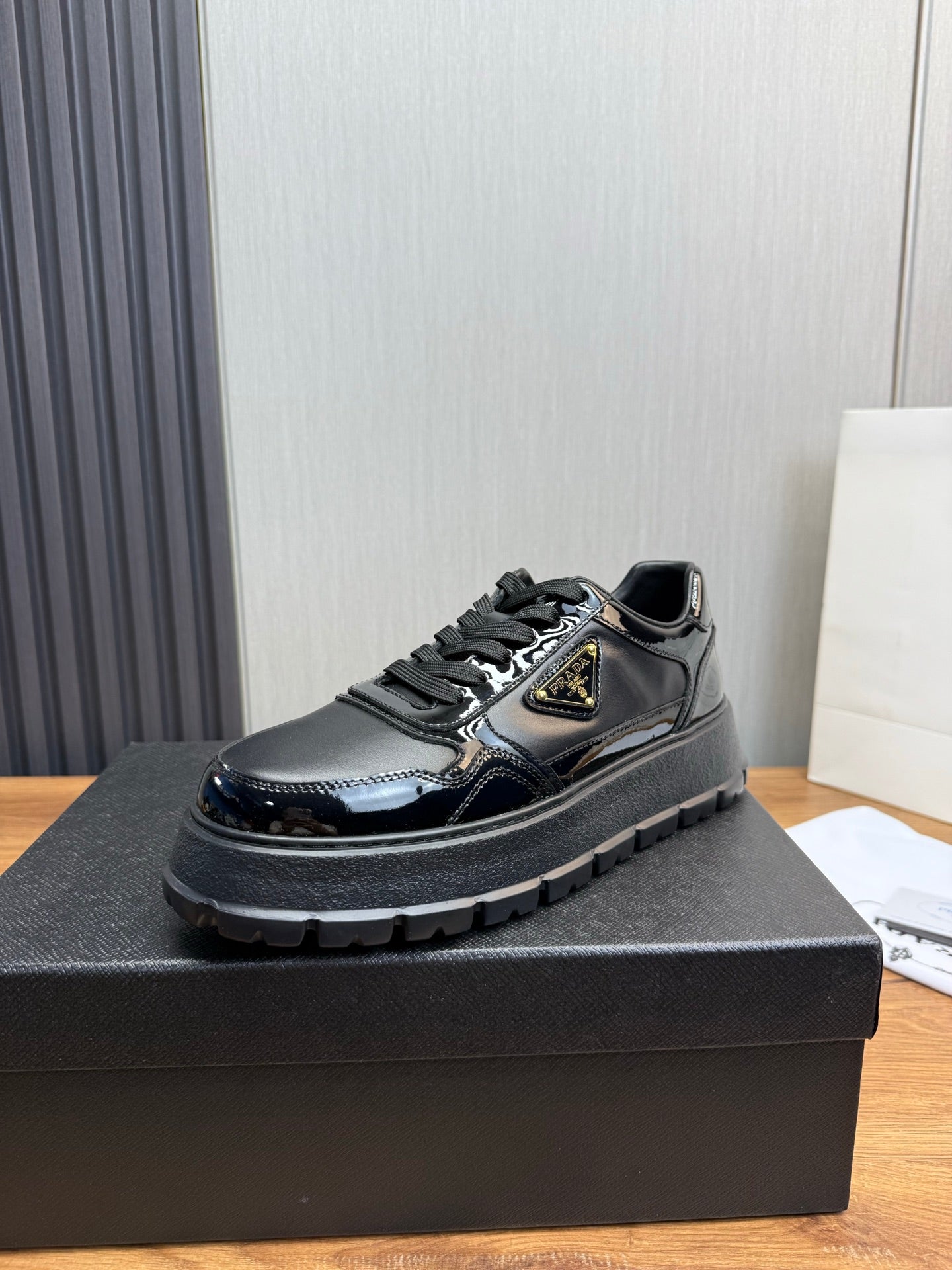 LuxluxHouse Best Quality Shoes Prada