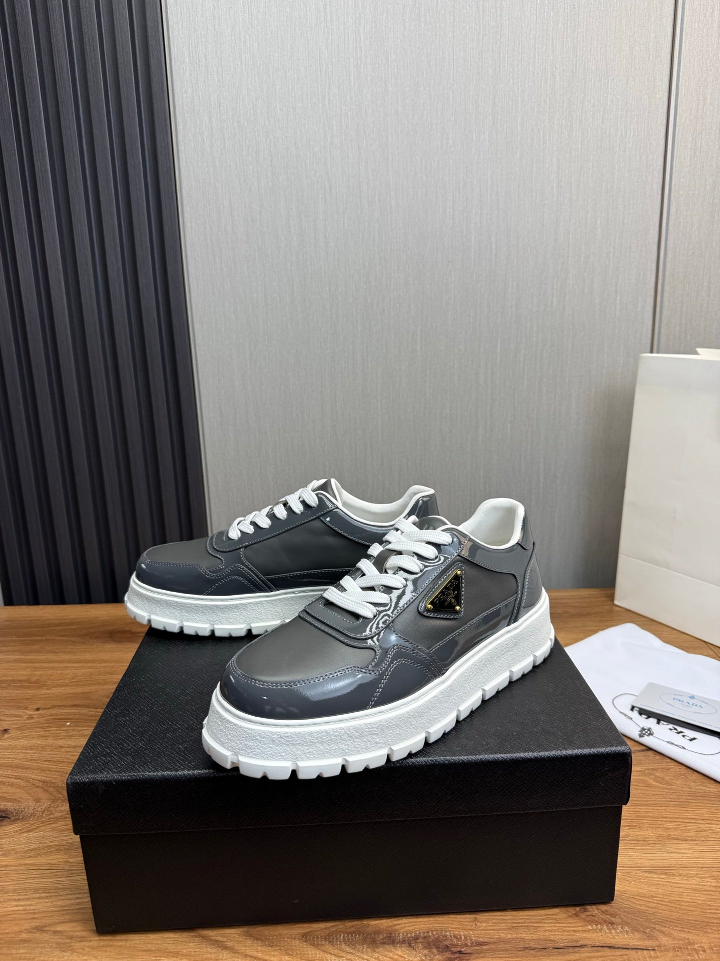 LuxluxHouse Best Quality Shoes Prada