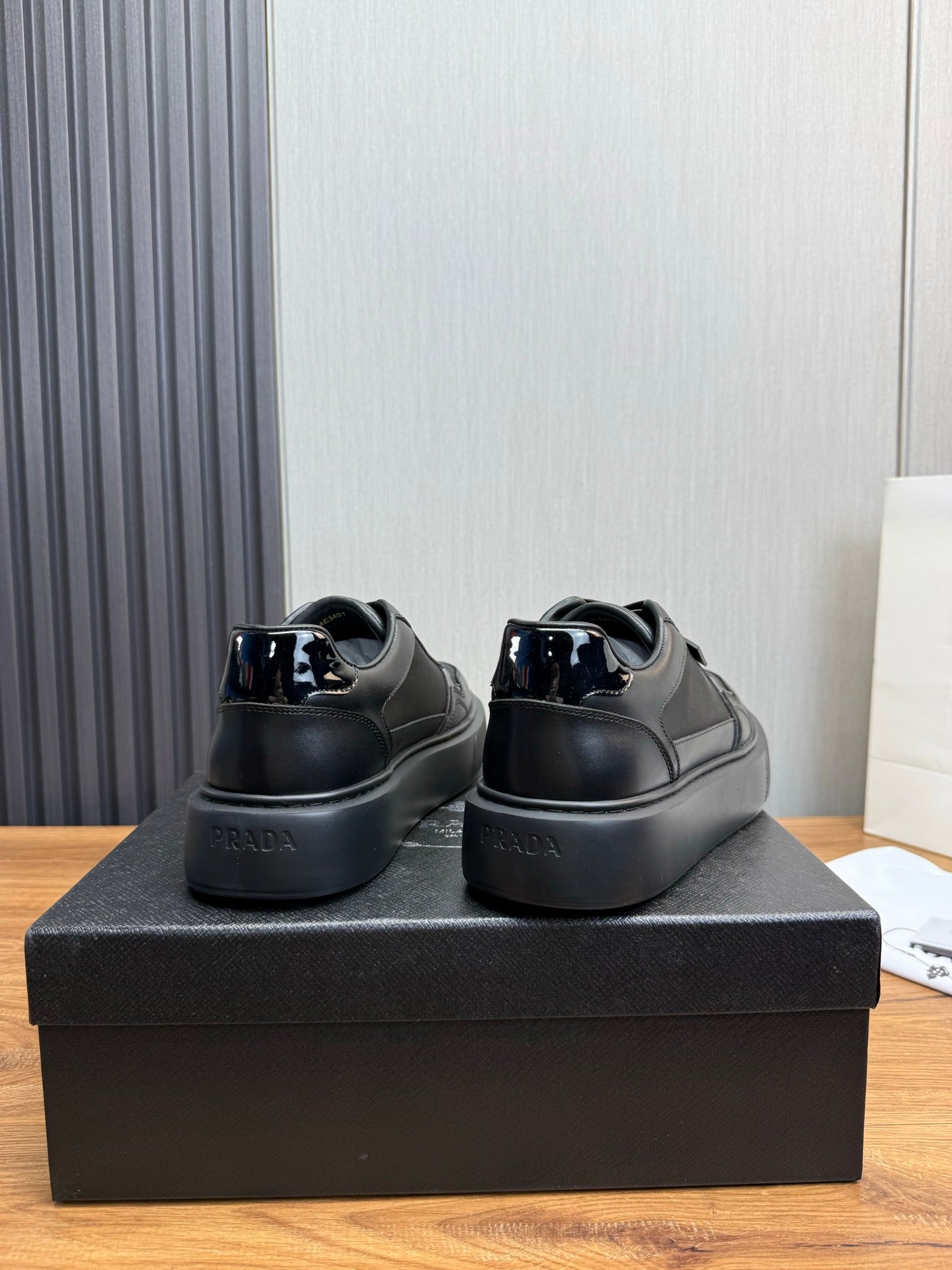 LuxluxHouse Best Quality Shoes Prada