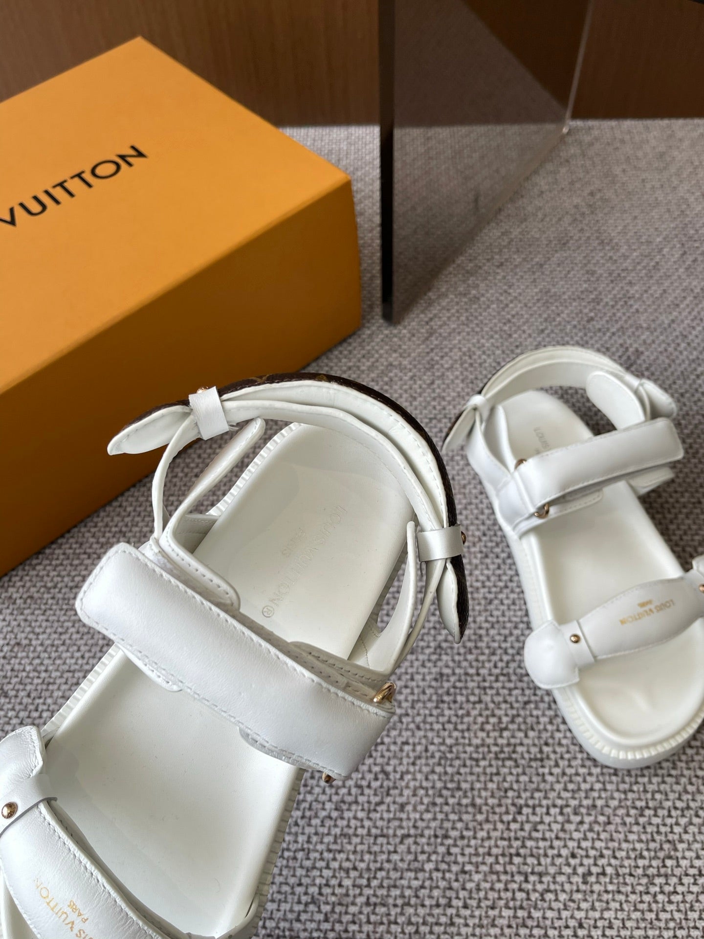 LuxluxHouse Best Quality Women Shoes Louis Vuitton