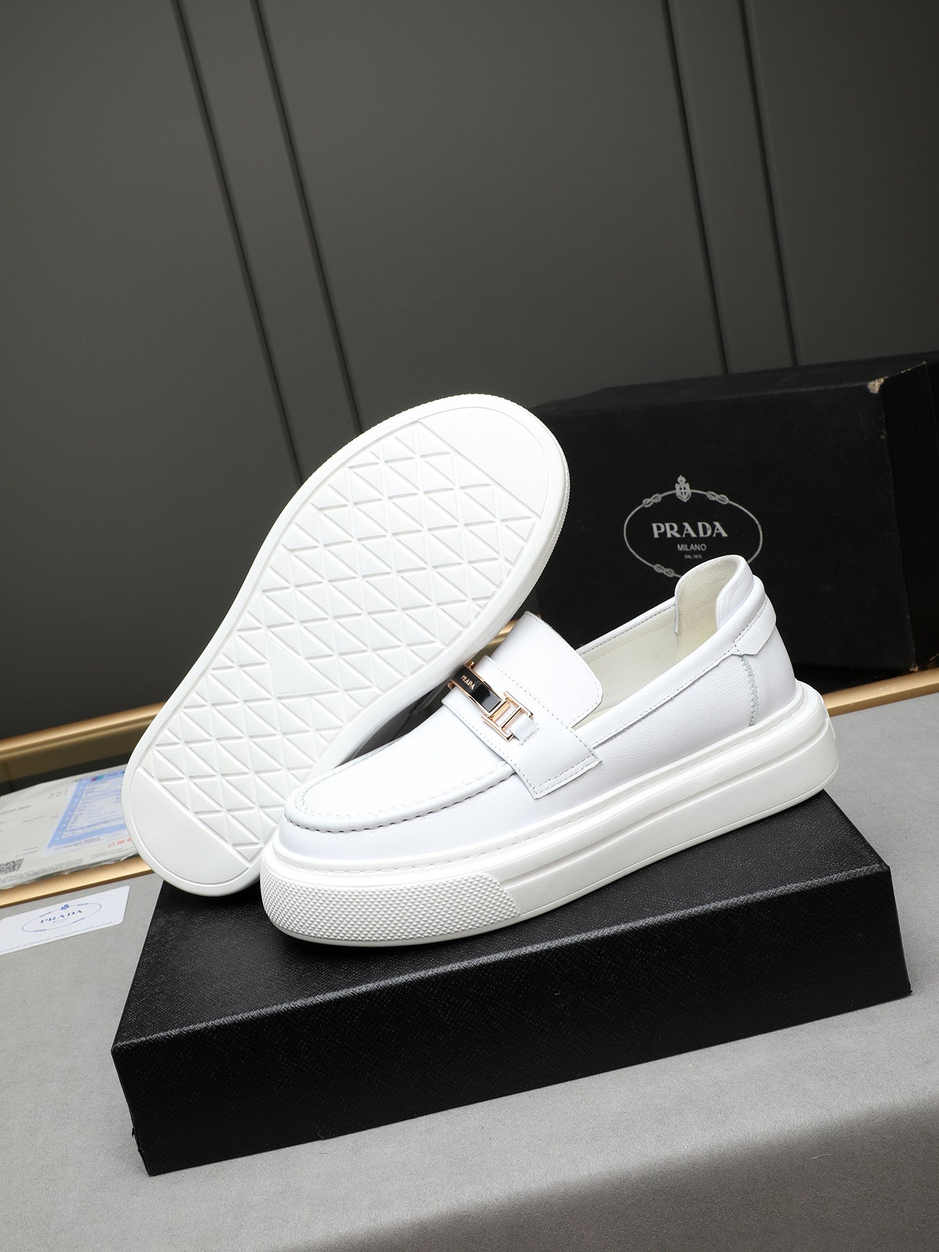 LuxluxHouse Best Quality Shoes Prada