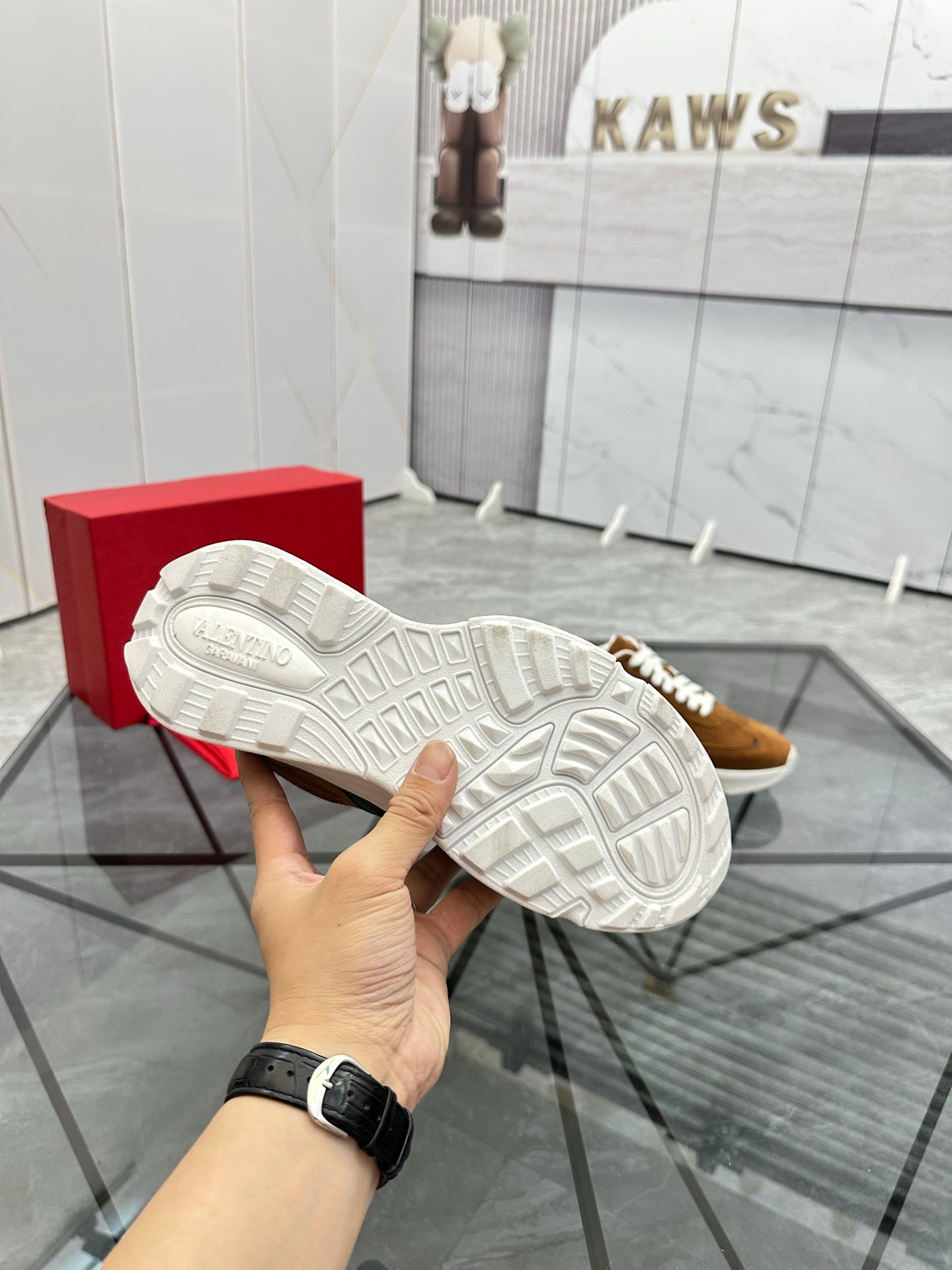 LuxluxHouse Best Quality Shoes Valentino