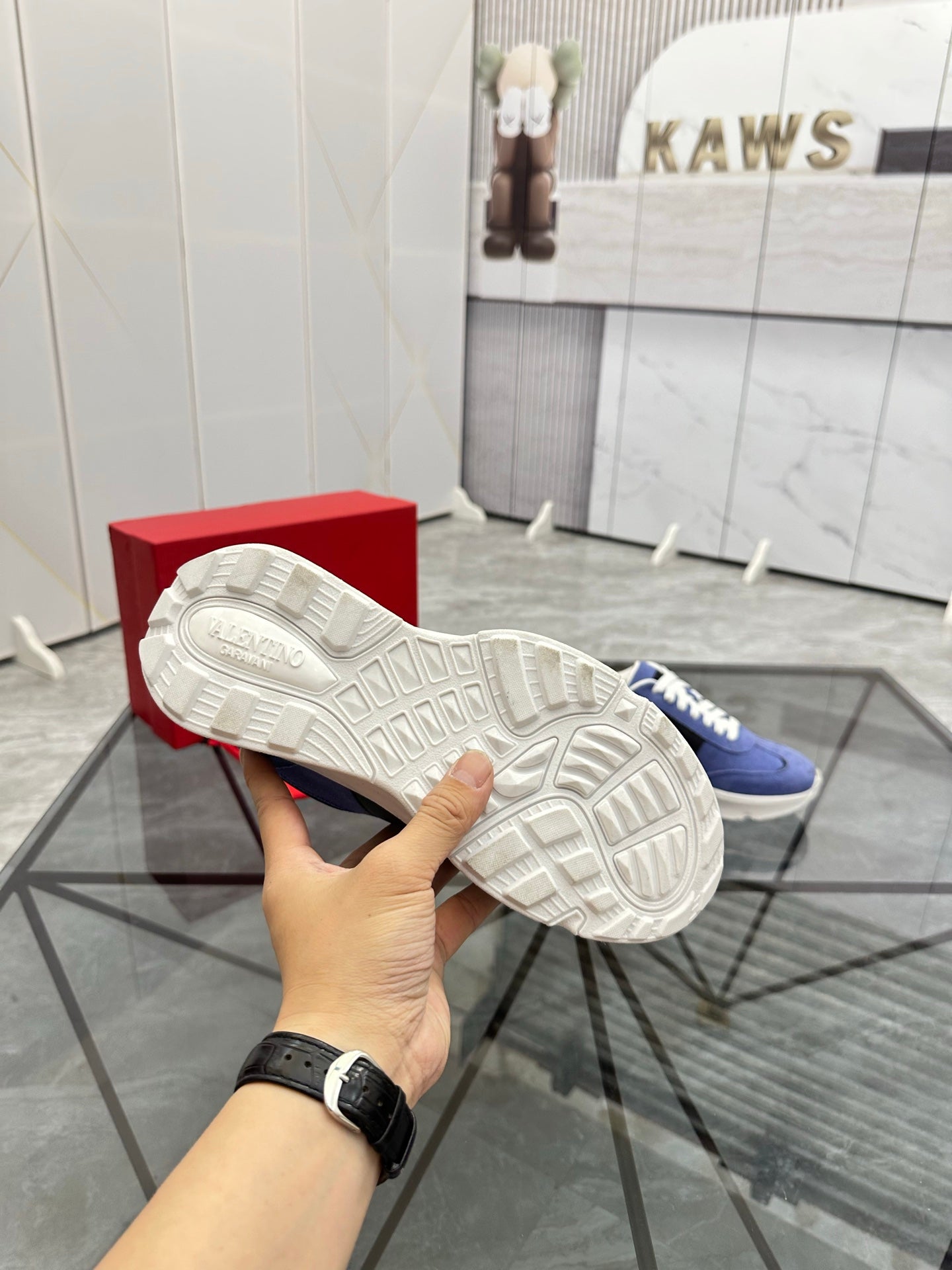 LuxluxHouse Best Quality Shoes Valentino