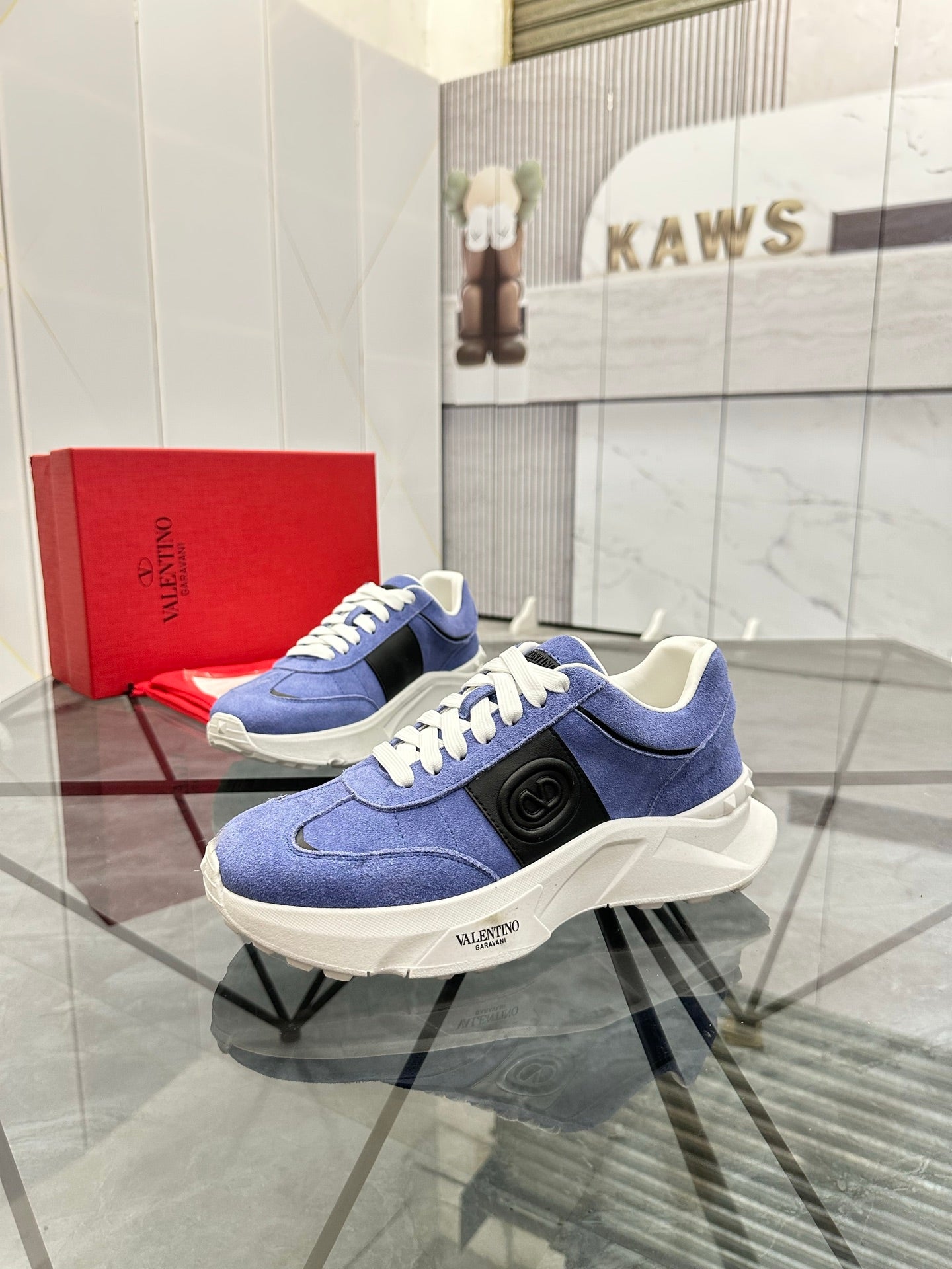 LuxluxHouse Best Quality Shoes Valentino
