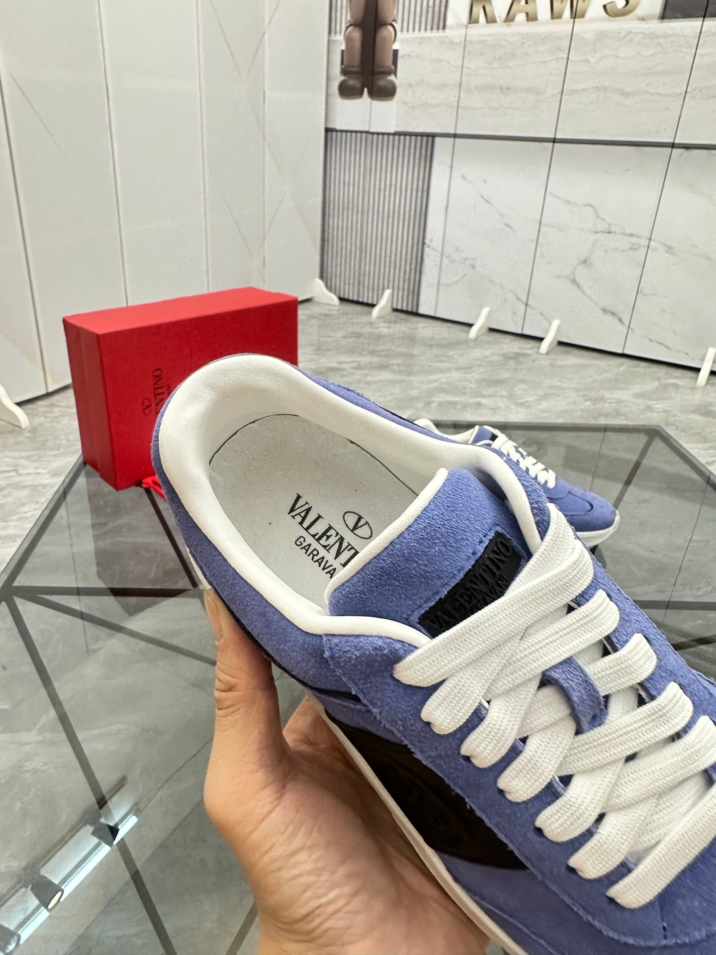 LuxluxHouse Best Quality Shoes Valentino