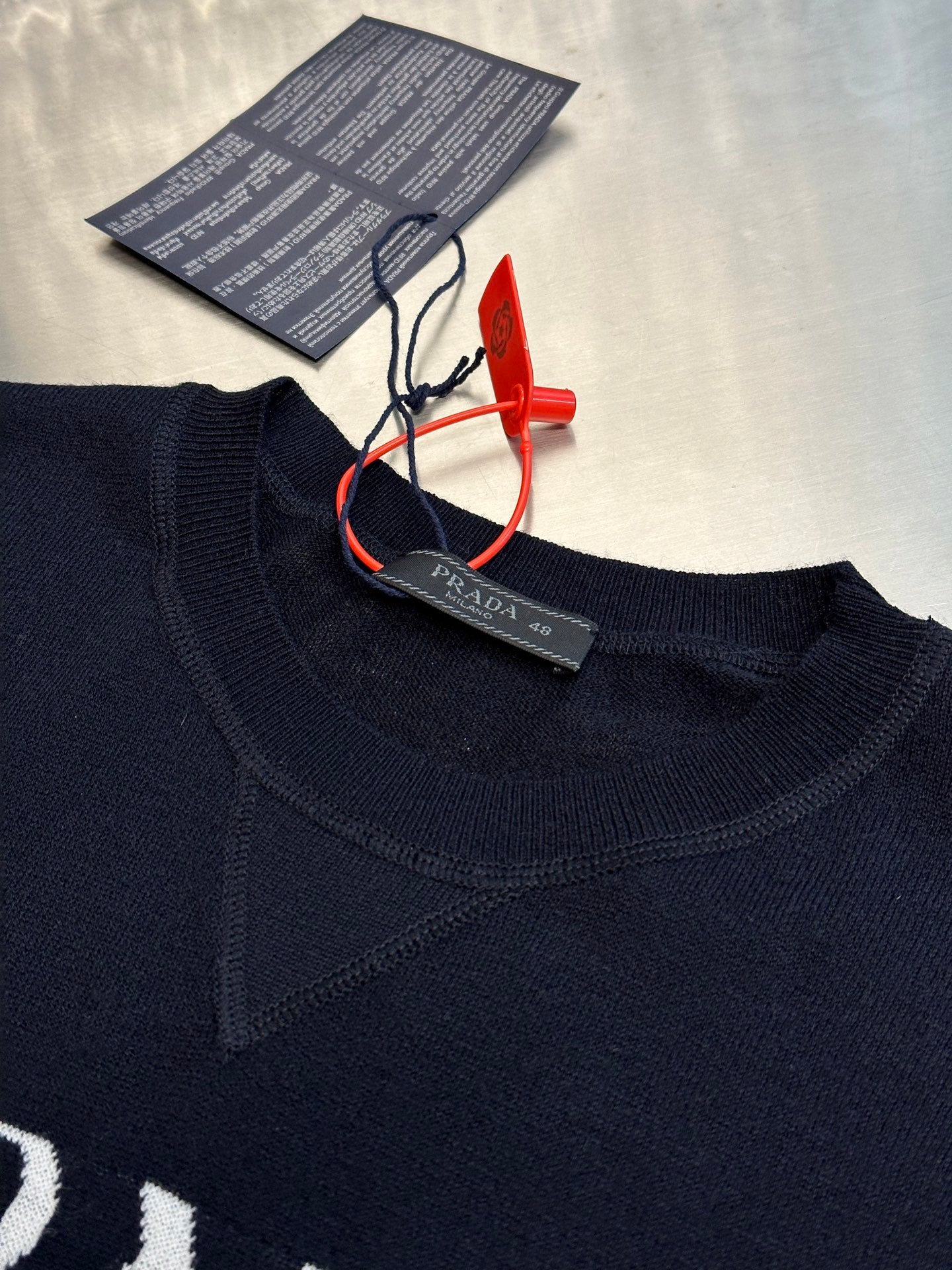 LuxluxHouse Best Quality Clothes T-shirt Prada