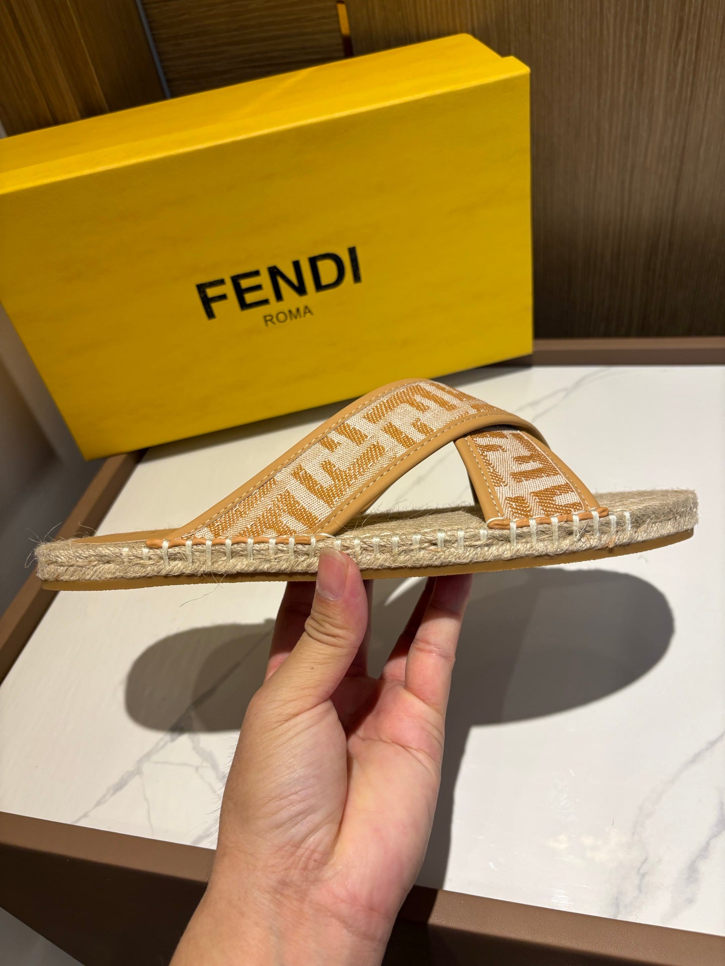 LuxluxHouse Best Quality Sandals Fendi