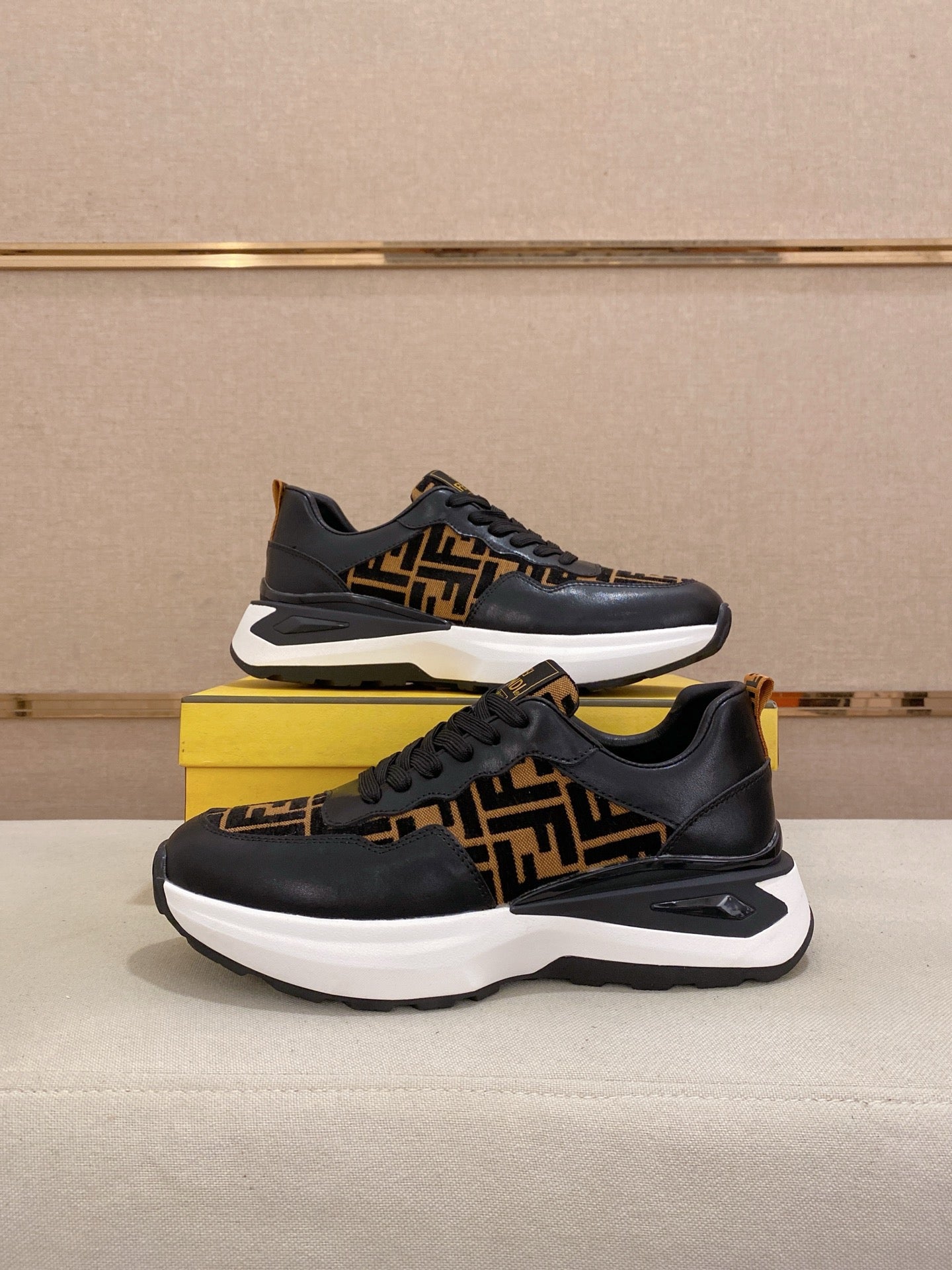 LuxluxHouse Best Quality Shoes Fendi