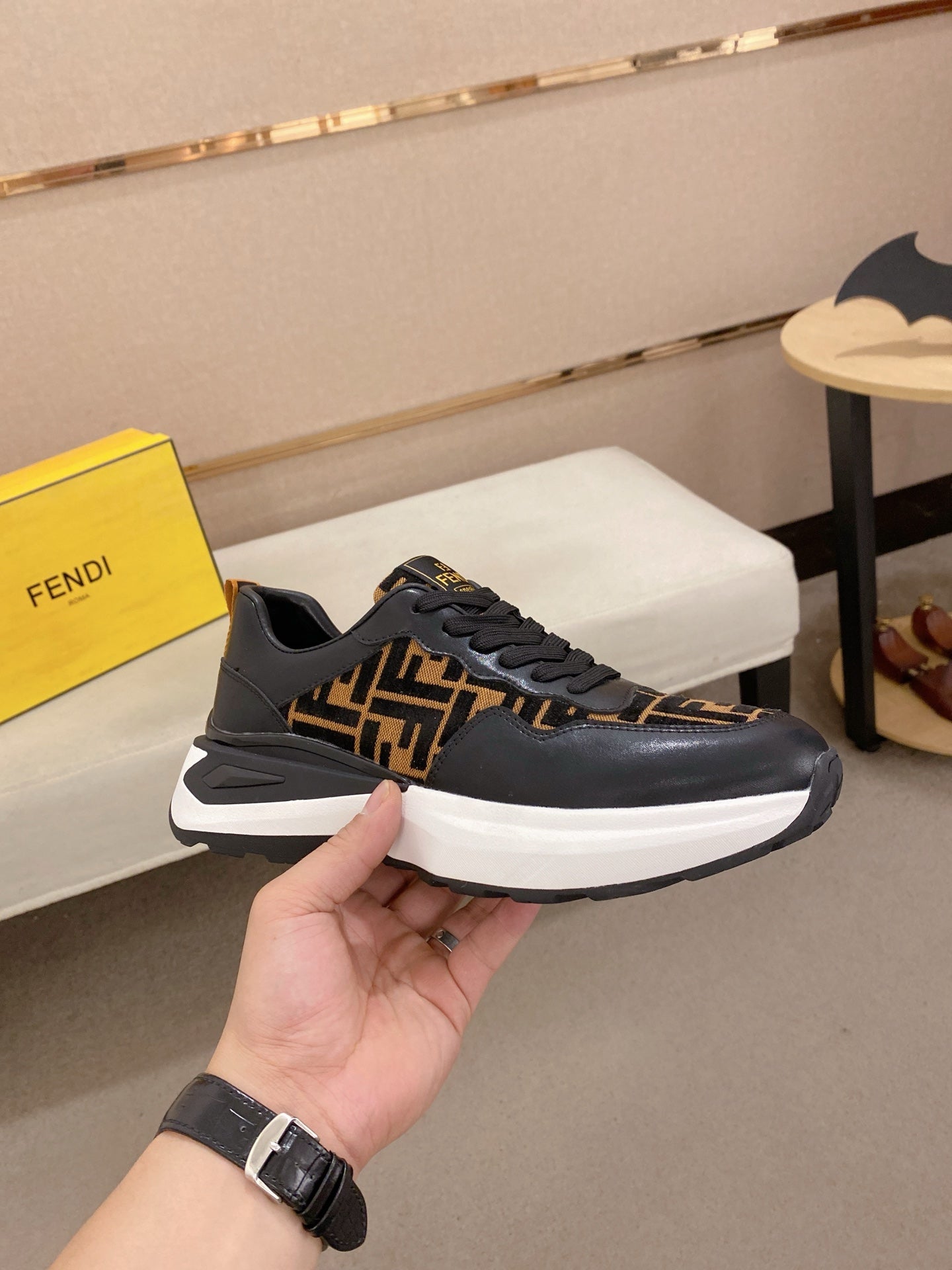 LuxluxHouse Best Quality Shoes Fendi
