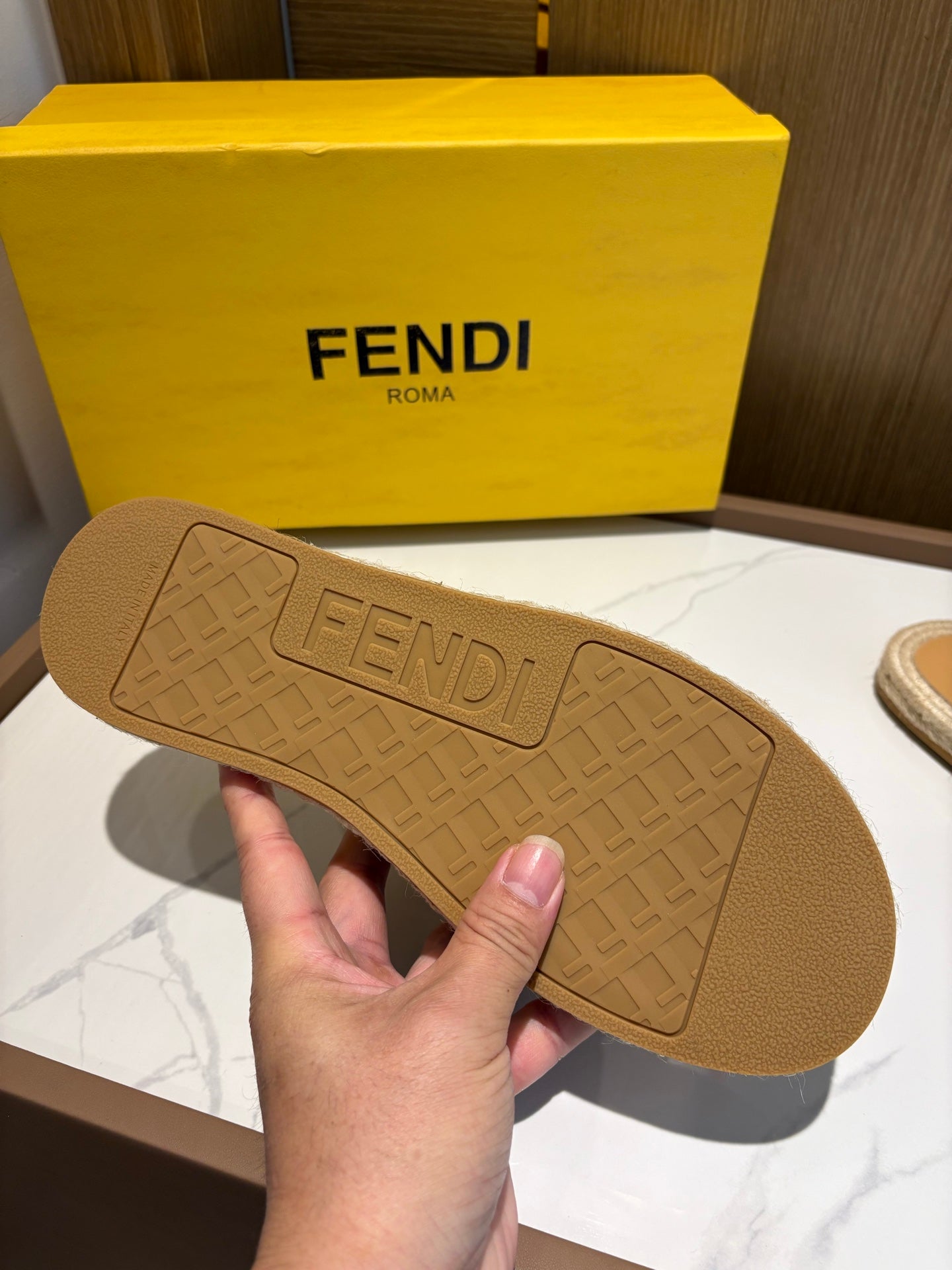 LuxluxHouse Best Quality Sandals Fendi