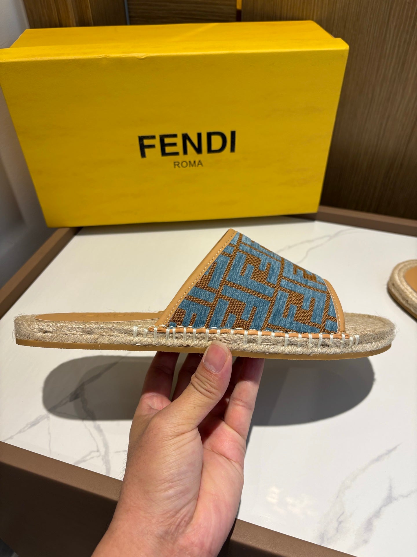 LuxluxHouse Best Quality Sandals Fendi