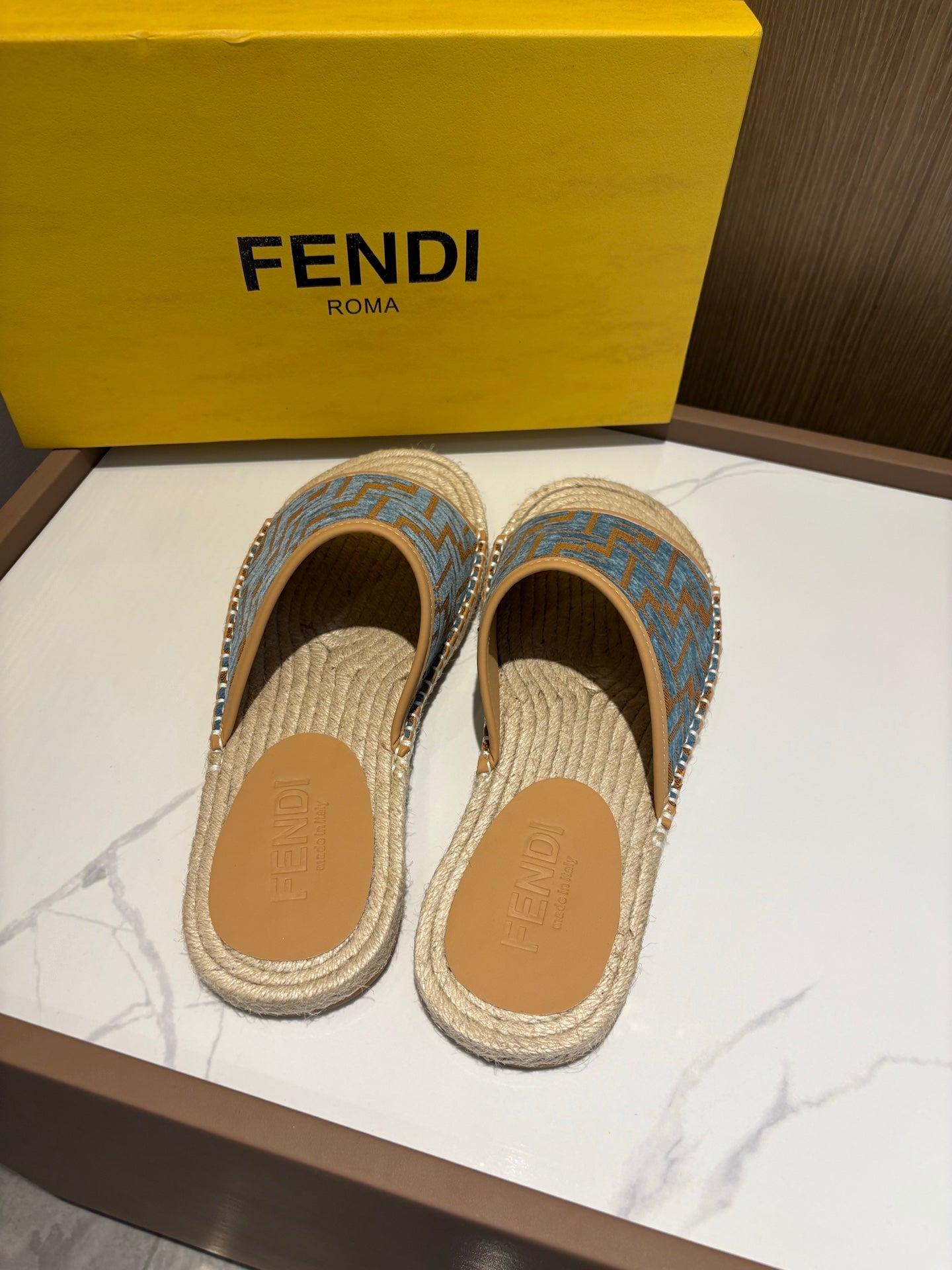 LuxluxHouse Best Quality Sandals Fendi