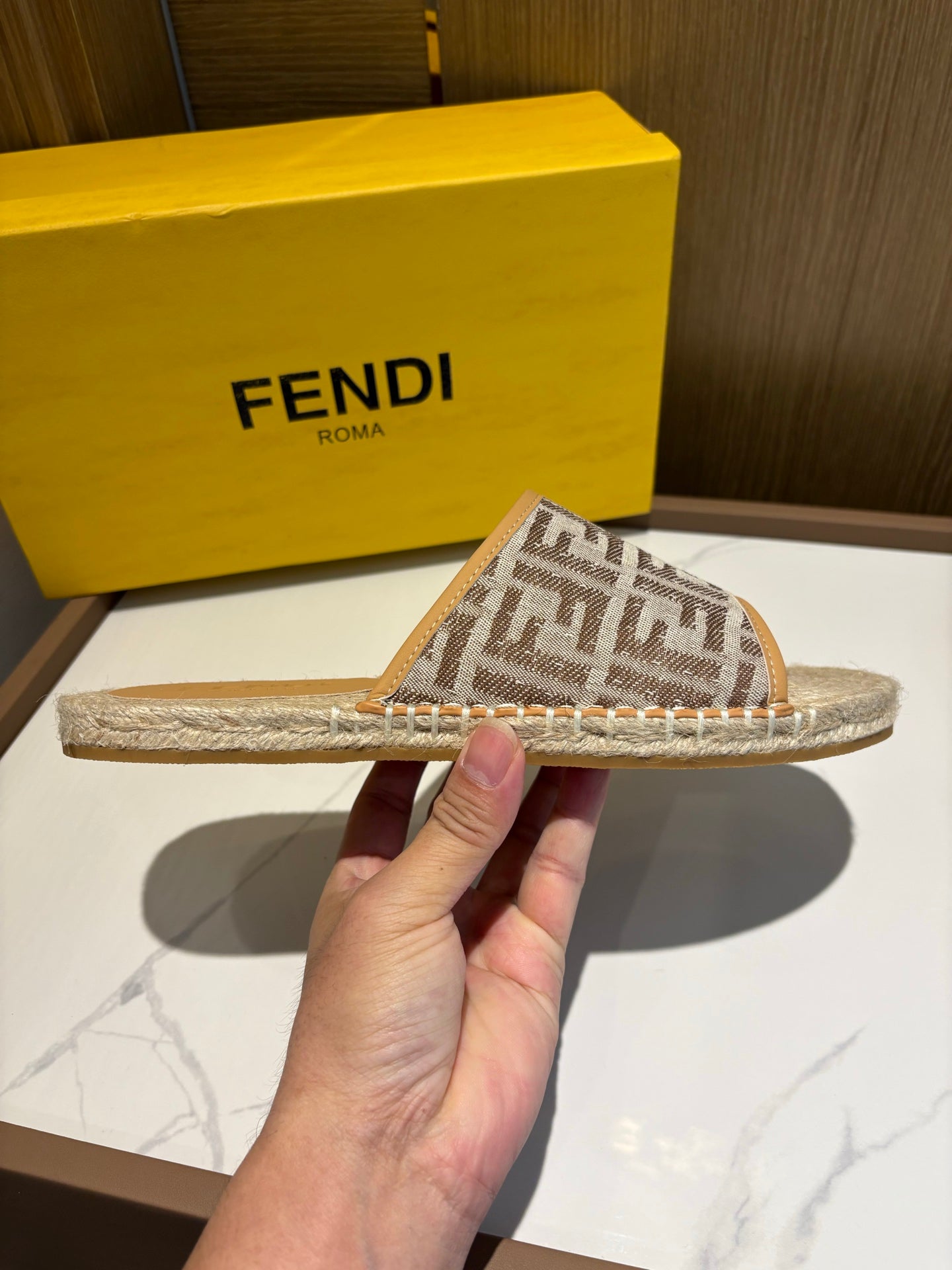 LuxluxHouse Best Quality Sandals Fendi