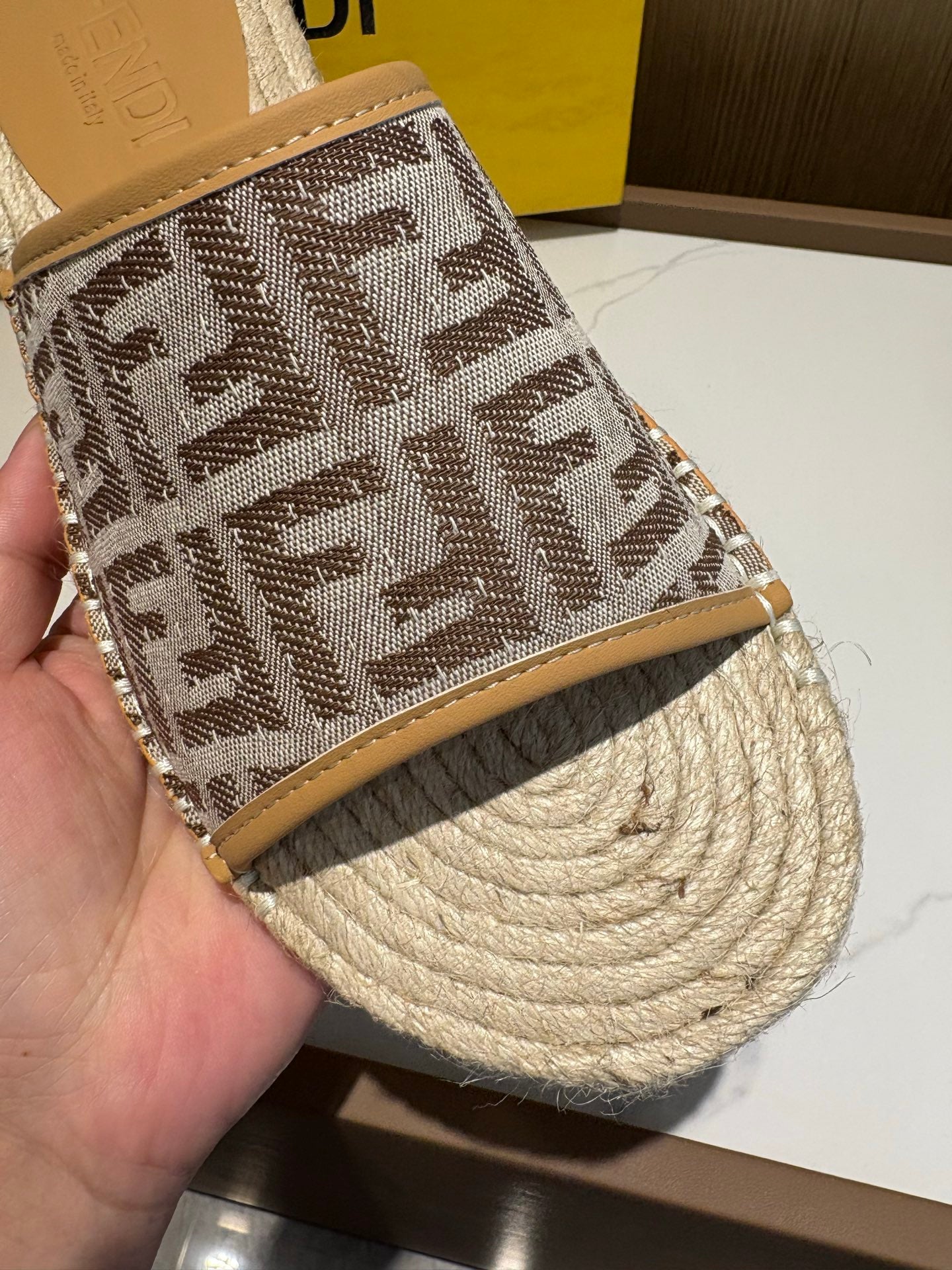 LuxluxHouse Best Quality Sandals Fendi