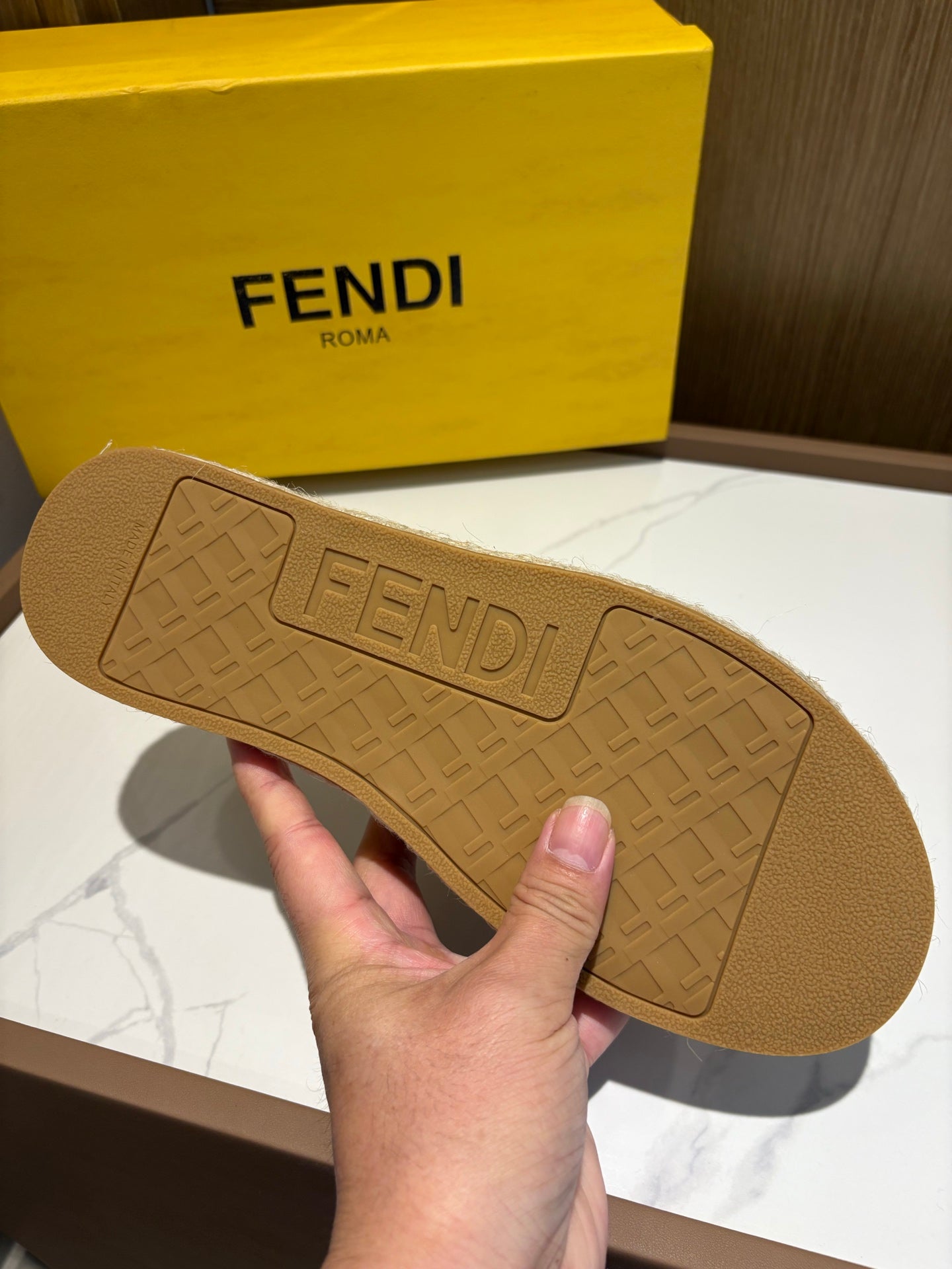 LuxluxHouse Best Quality Sandals Fendi