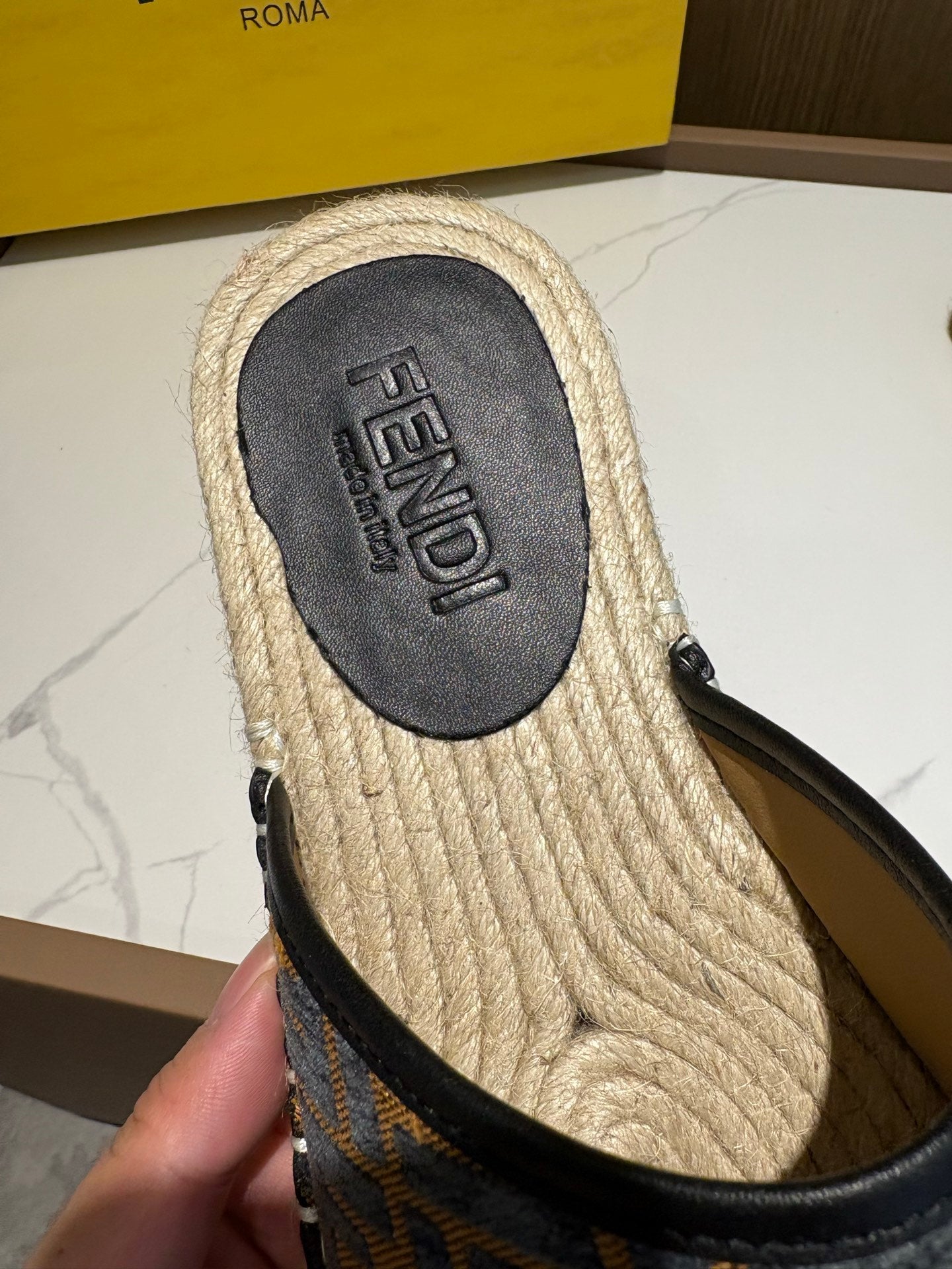 LuxluxHouse Best Quality Sandals Fendi
